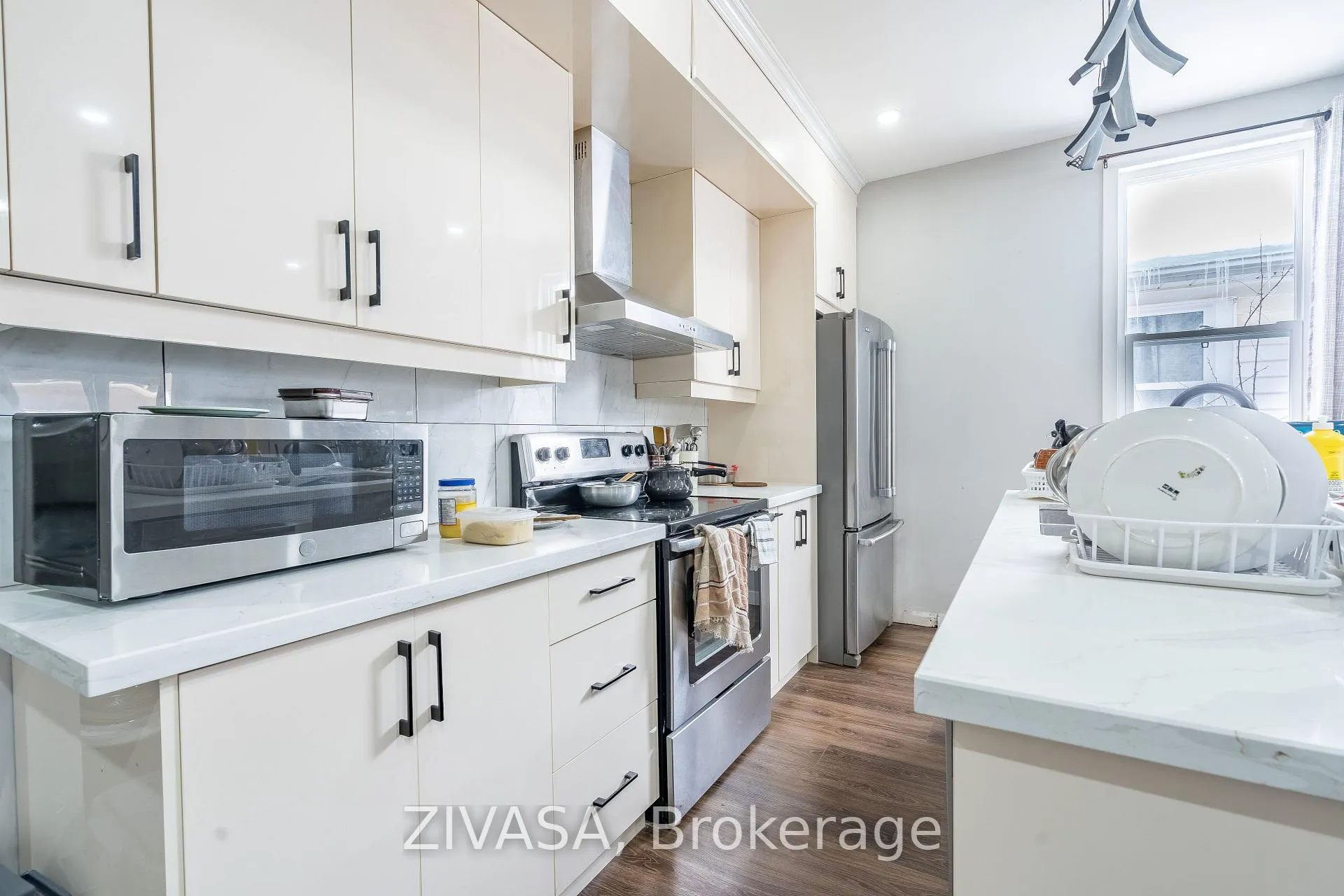 Photo 12 of 6367 Ker Street, Niagara Falls, Dorchester — HOMEH