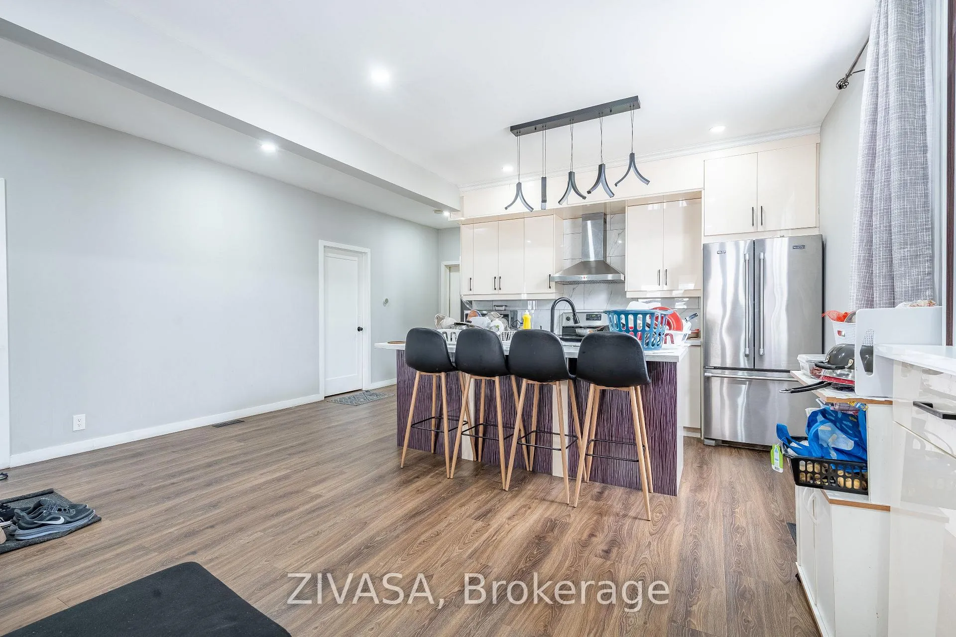 Photo 13 of 6367 Ker Street, Niagara Falls, Dorchester — HOMEH