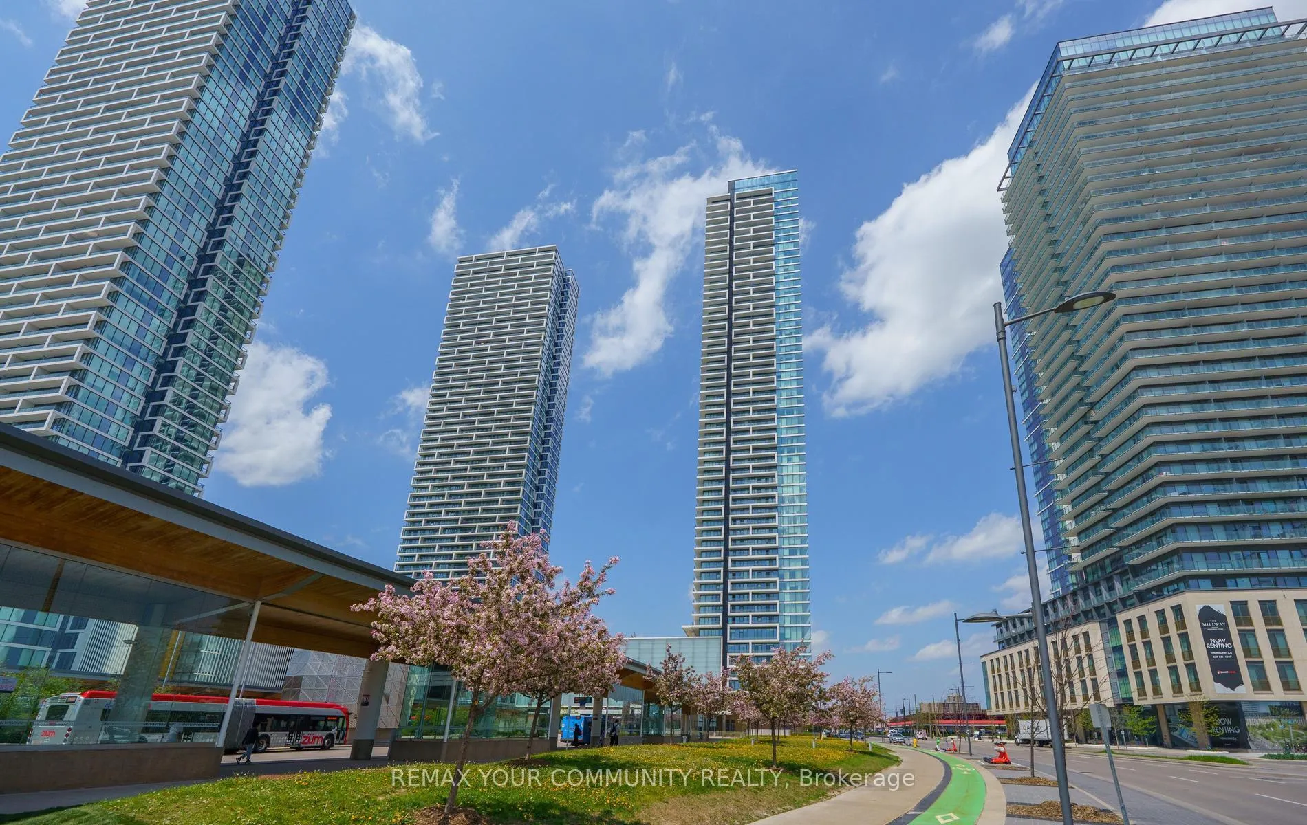 Photo 3 of Unit 301, 950 Portage Parkway, Vaughan, Vaughan Corporate Centre — HOMEH