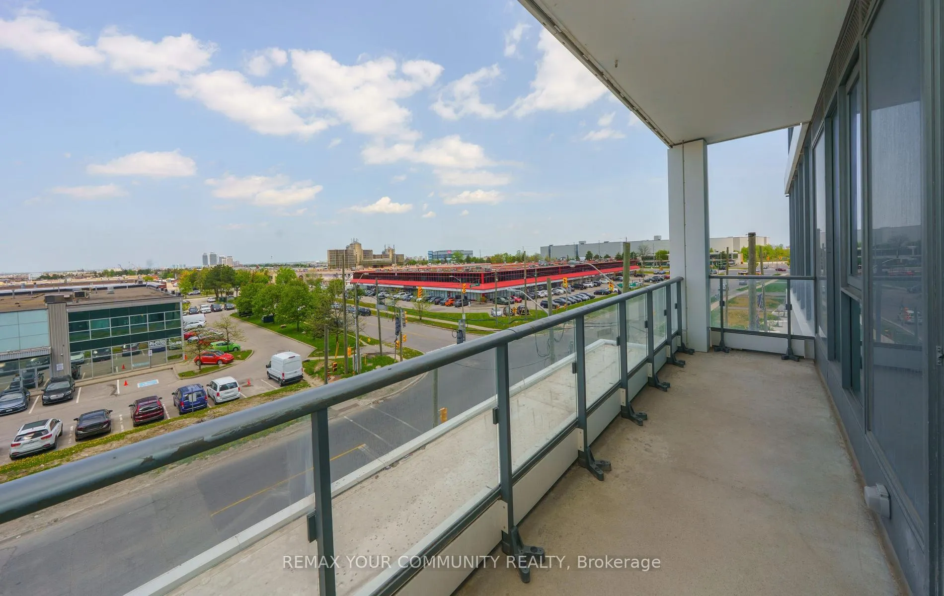 Photo 6 of Unit 301, 950 Portage Parkway, Vaughan, Vaughan Corporate Centre — HOMEH