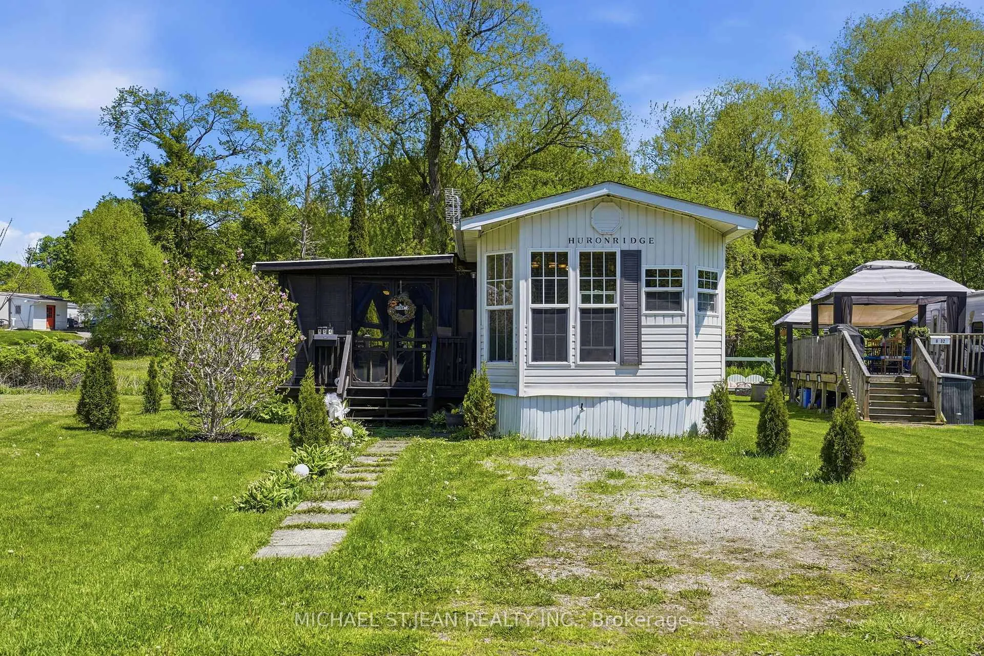Photo 2 of Unit B34, 2490 Governors Road, Hamilton, Rural Ancaster — HOMEH