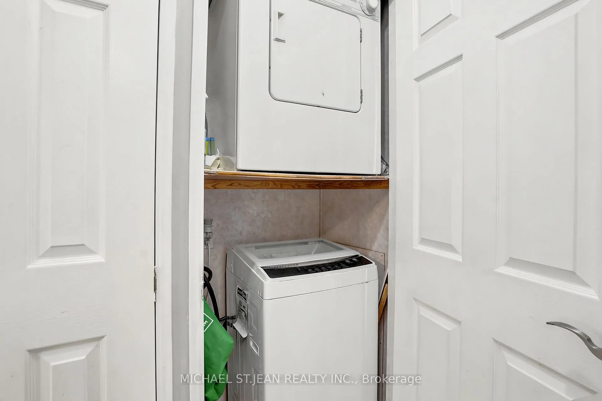 Photo 22 of Unit B34, 2490 Governors Road, Hamilton, Rural Ancaster — HOMEH