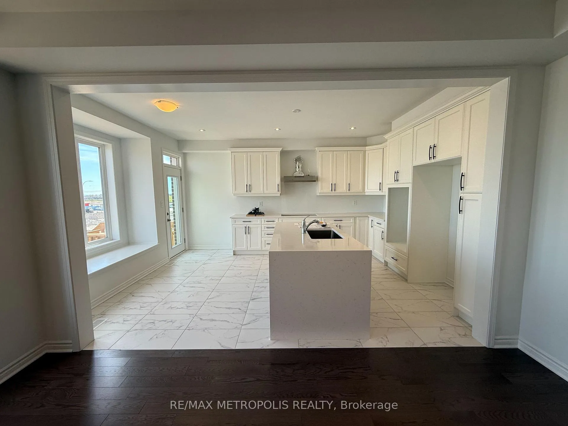 Photo 5 of Unit Main and 2nd floor, 3437 Deepglade Path, Pickering, Rural Pickering — HOMEH