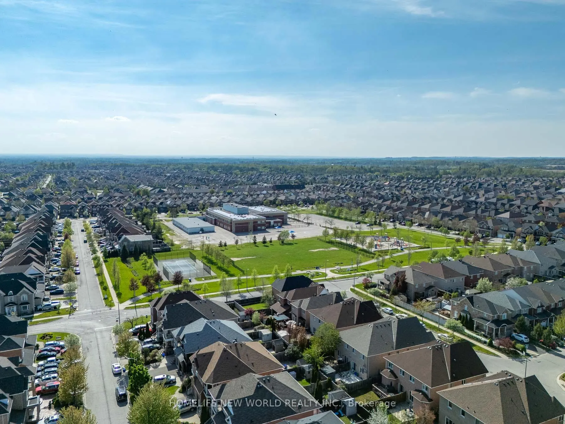 Photo 36 of 47 Ozner Crescent, Vaughan, Vellore Village — HOMEH