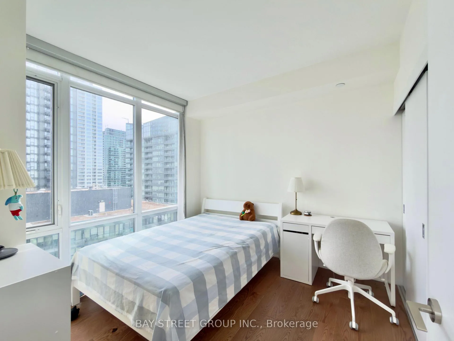 Photo 24 of Unit 1209, 170 Fort York Boulevard, Toronto, Waterfront Communities — HOMEH