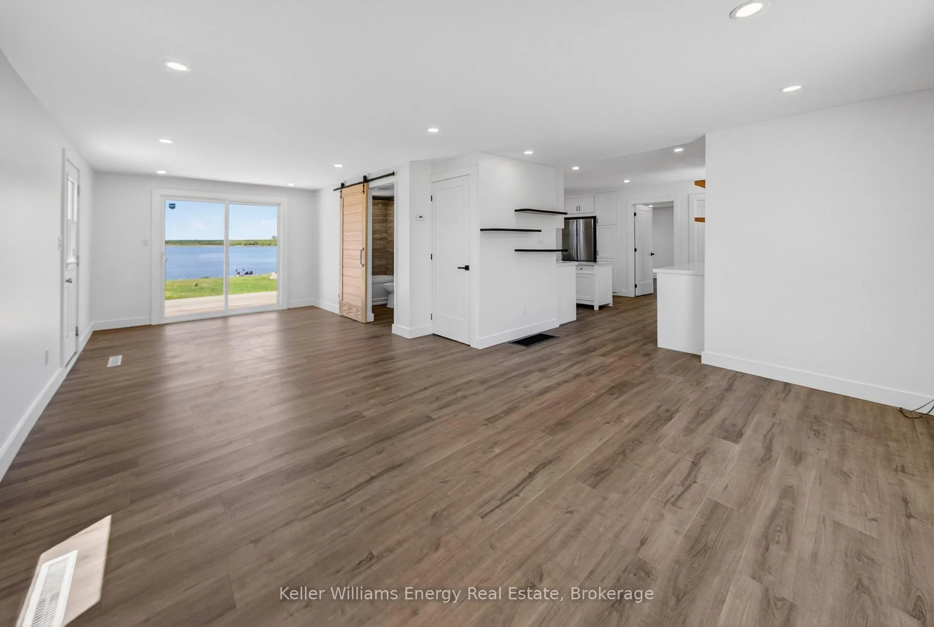 Photo 9 of 1534 County Road 35, Prince Edward County, Sophiasburg Ward — HOMEH