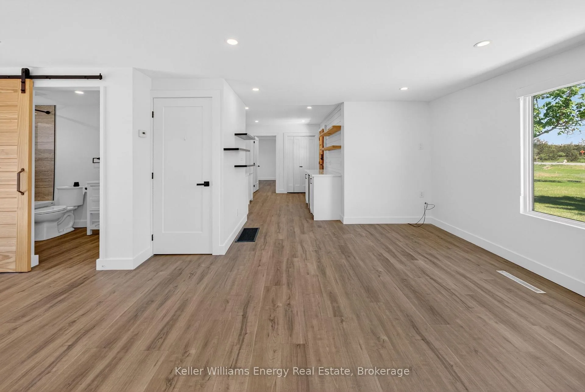 Photo 12 of 1534 County Road 35, Prince Edward County, Sophiasburg Ward — HOMEH