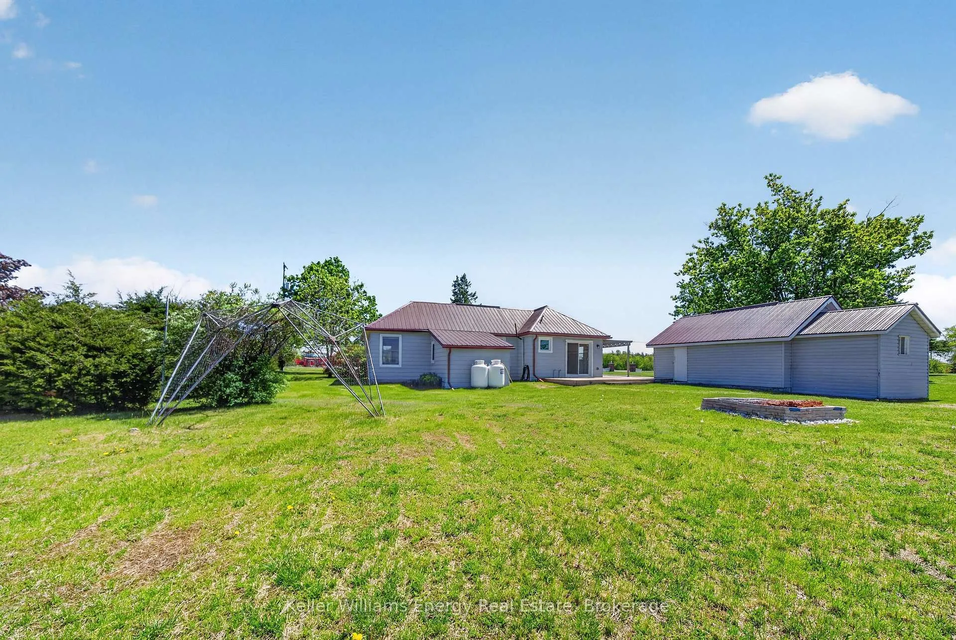 Photo 40 of 1534 County Road 35, Prince Edward County, Sophiasburg Ward — HOMEH