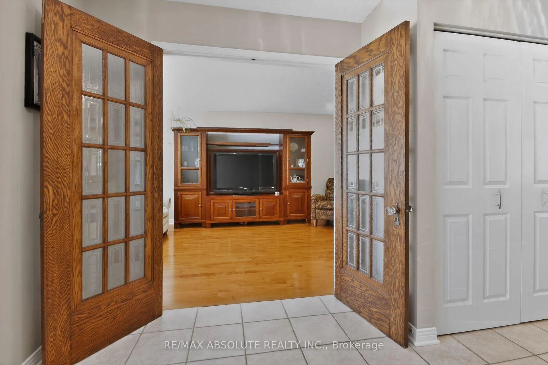Photo 9 of 11 Mancil Drive, Ottawa, Barrhaven - Knollsbrook — HOMEH