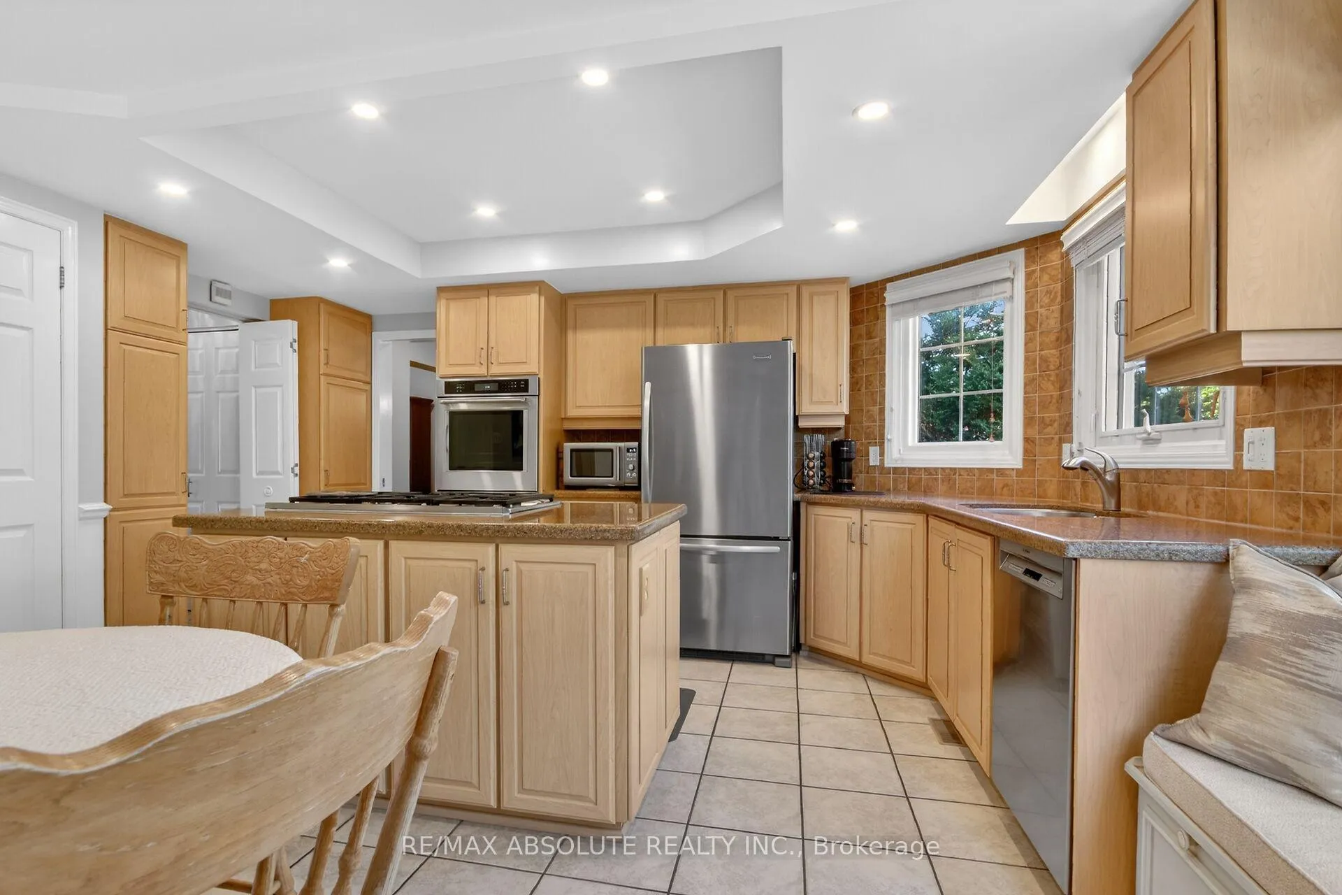 Photo 14 of 11 Mancil Drive, Ottawa, Barrhaven - Knollsbrook — HOMEH