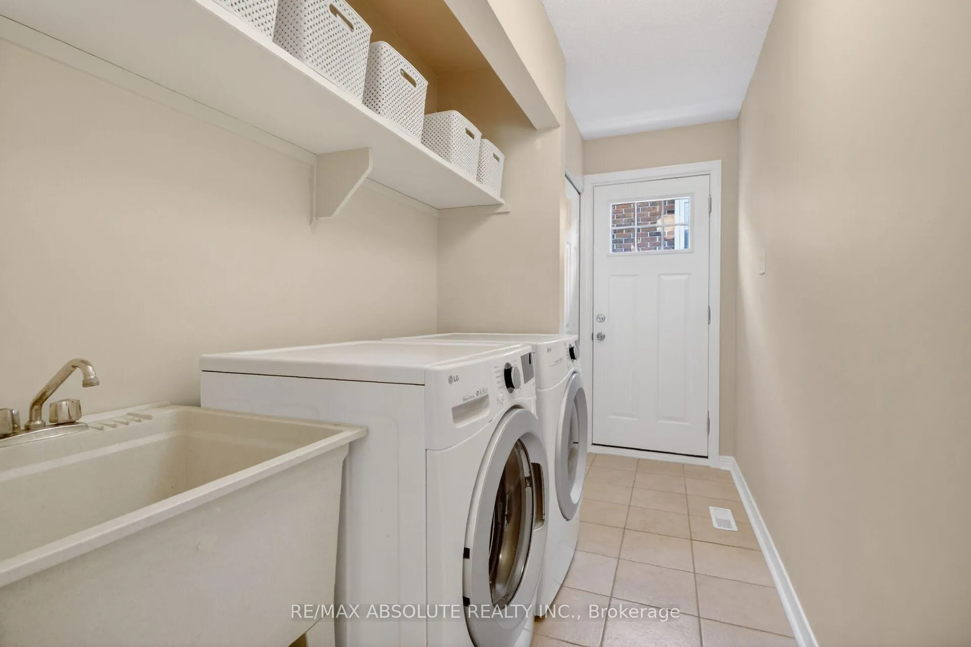Photo 23 of 11 Mancil Drive, Ottawa, Barrhaven - Knollsbrook — HOMEH