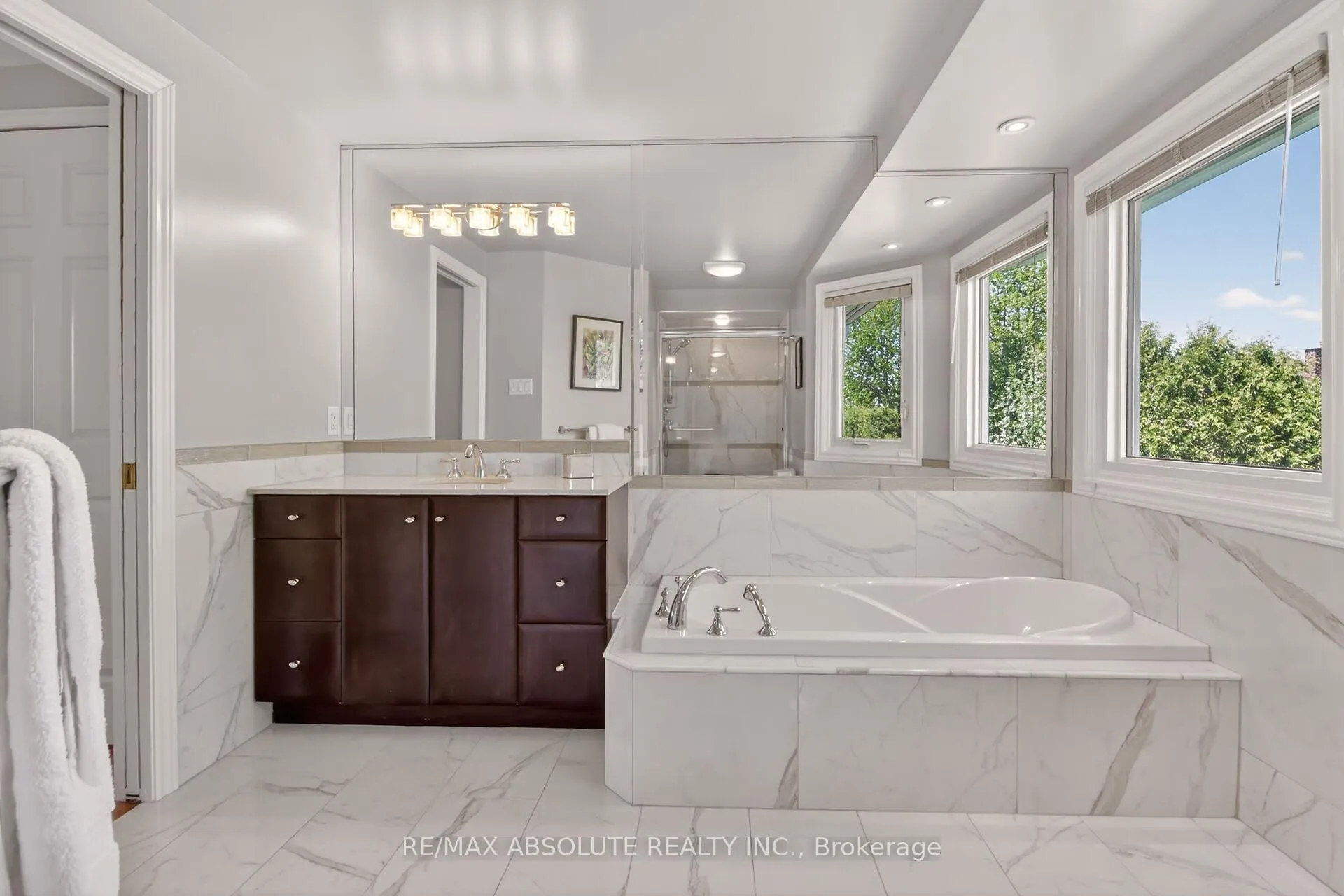 Photo 28 of 11 Mancil Drive, Ottawa, Barrhaven - Knollsbrook — HOMEH