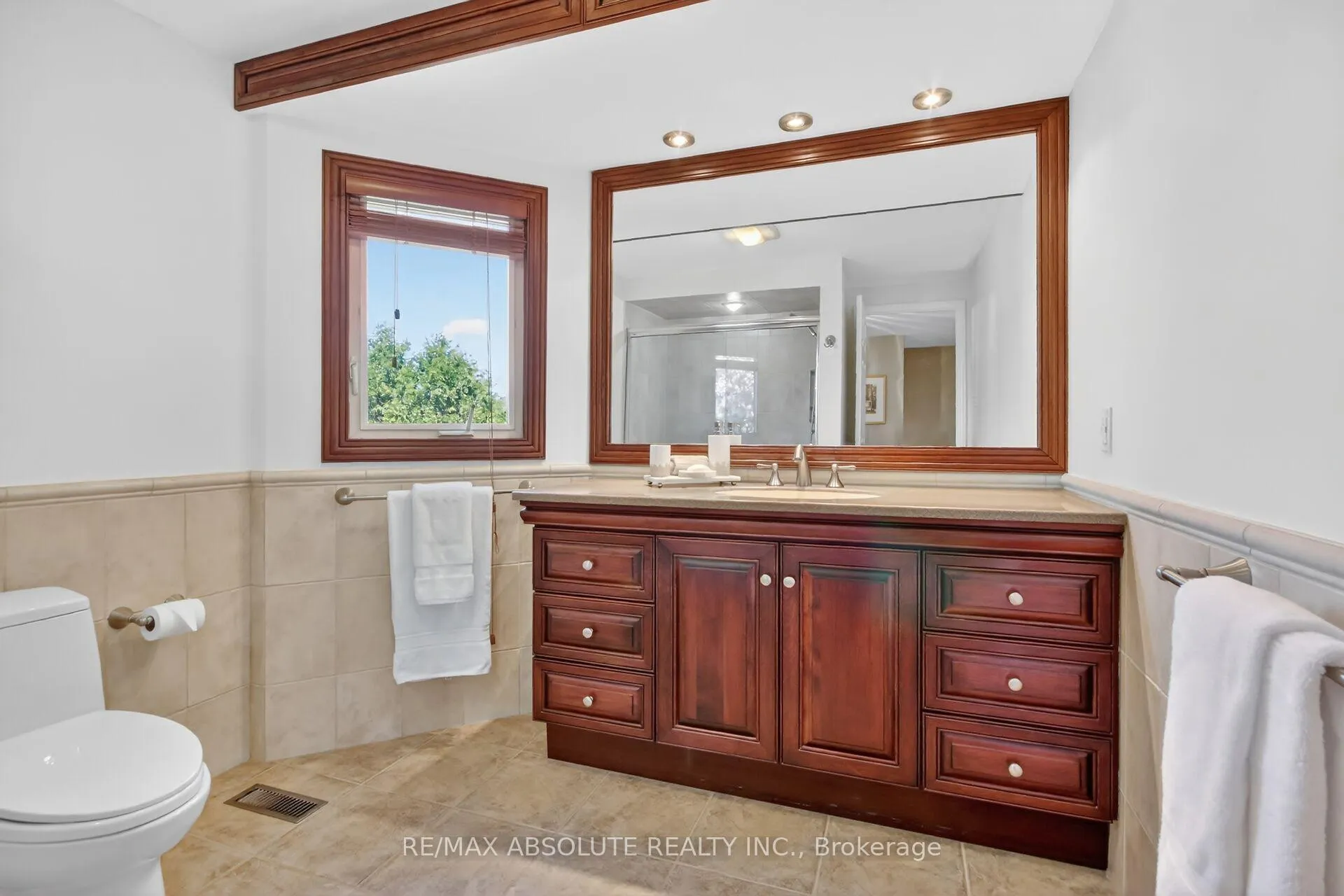 Photo 34 of 11 Mancil Drive, Ottawa, Barrhaven - Knollsbrook — HOMEH