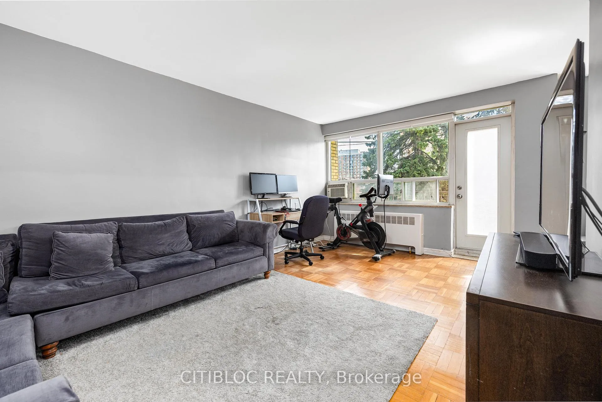 Photo 5 of Unit 201, 219 Wilson Avenue, Toronto, Bedford Park-Nortown — HOMEH