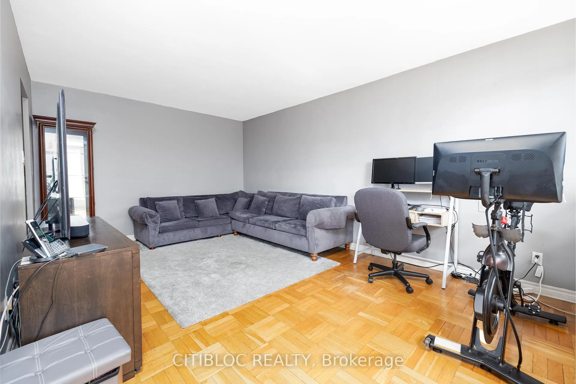 Photo 6 of Unit 201, 219 Wilson Avenue, Toronto, Bedford Park-Nortown — HOMEH