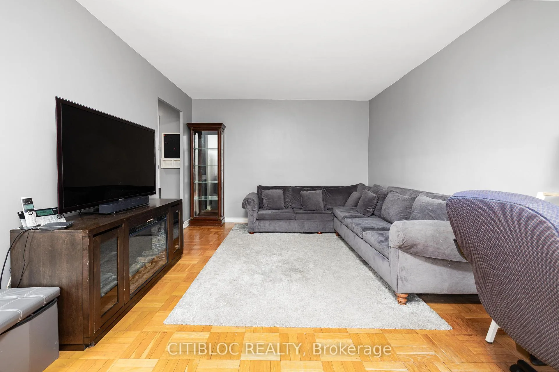 Photo 10 of Unit 201, 219 Wilson Avenue, Toronto, Bedford Park-Nortown — HOMEH