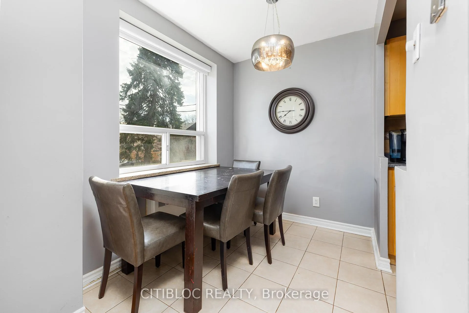 Photo 12 of Unit 201, 219 Wilson Avenue, Toronto, Bedford Park-Nortown — HOMEH