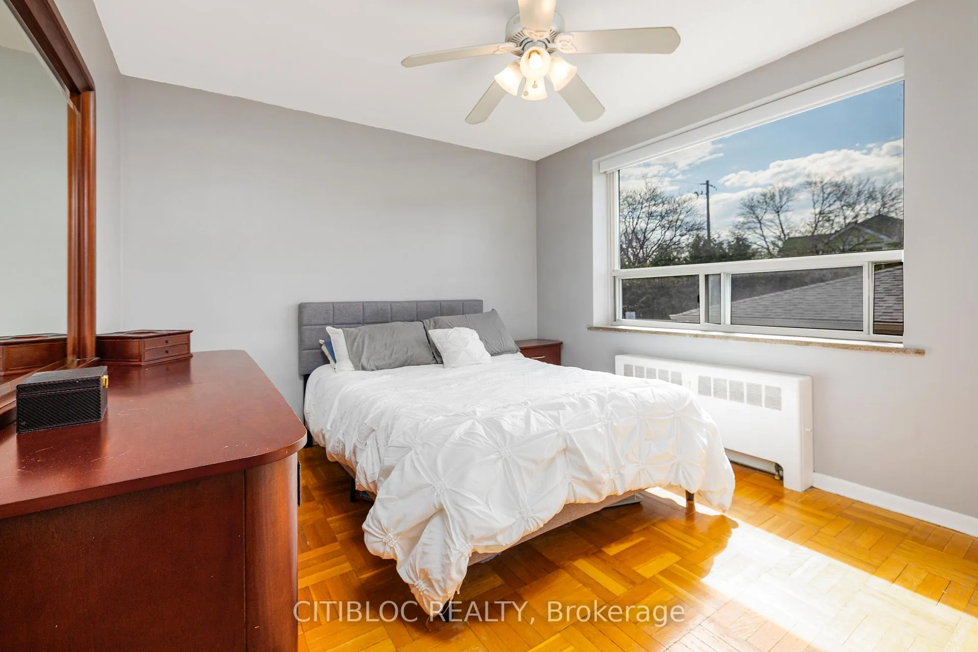 Photo 22 of Unit 201, 219 Wilson Avenue, Toronto, Bedford Park-Nortown — HOMEH