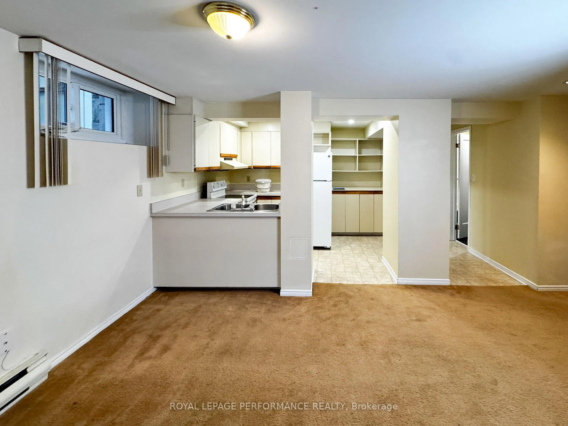 Photo 3 of Unit 3, 144 Keefer Street, Ottawa, New Edinburgh — HOMEH