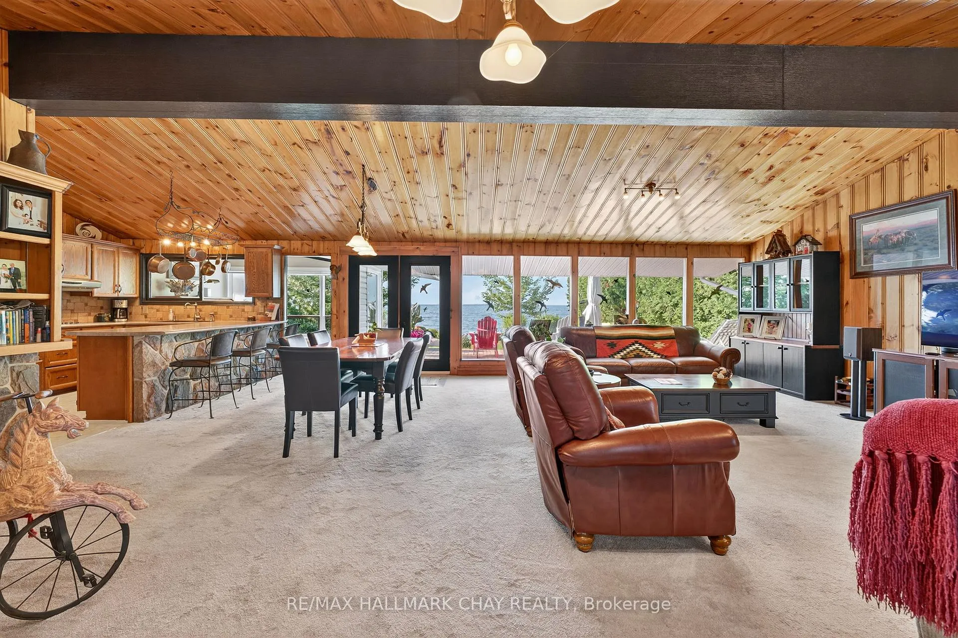 Photo 15 of 7 Lakeshore Road E, Oro-Medonte, Rural Oro-Medonte — HOMEH