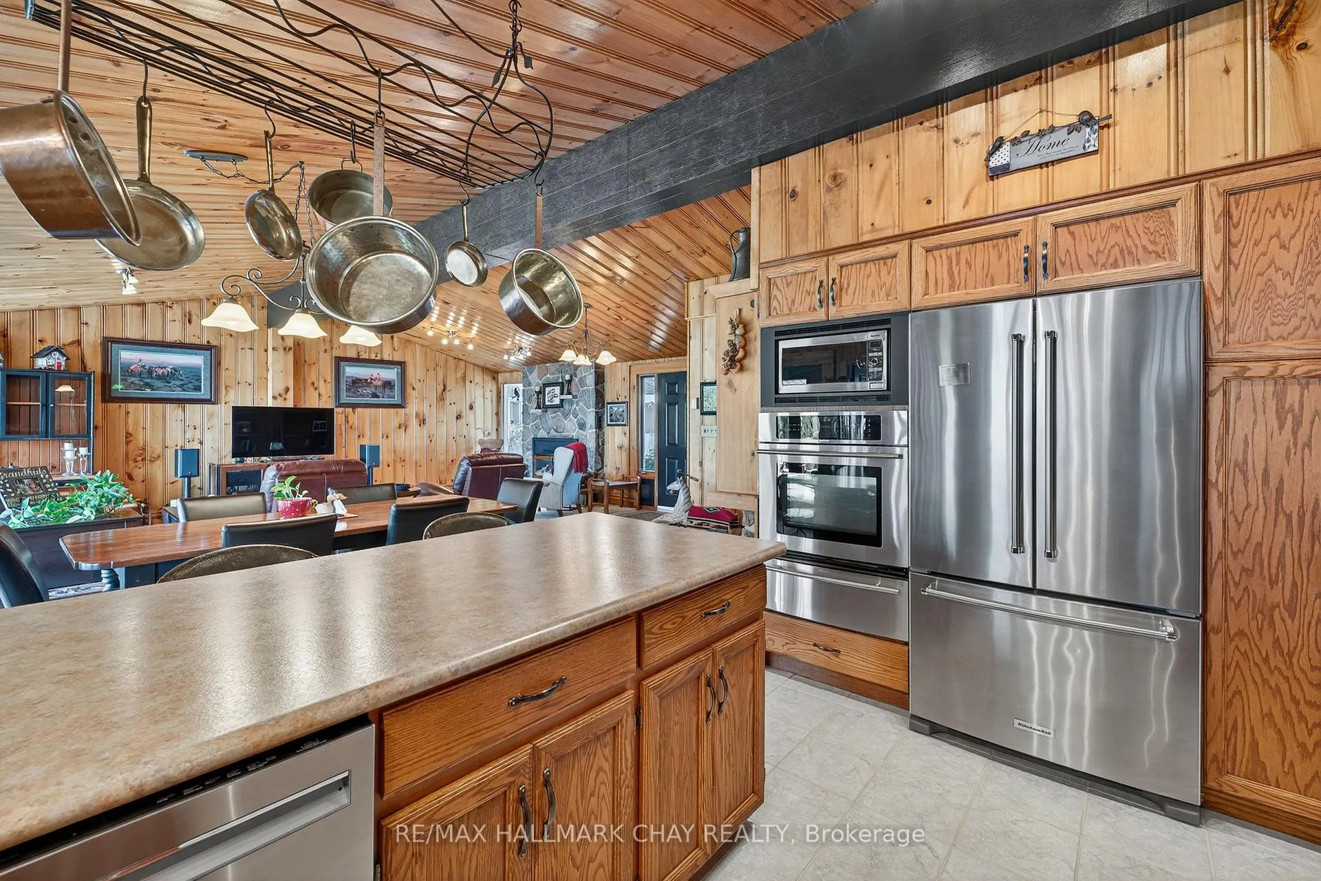 Photo 19 of 7 Lakeshore Road E, Oro-Medonte, Rural Oro-Medonte — HOMEH