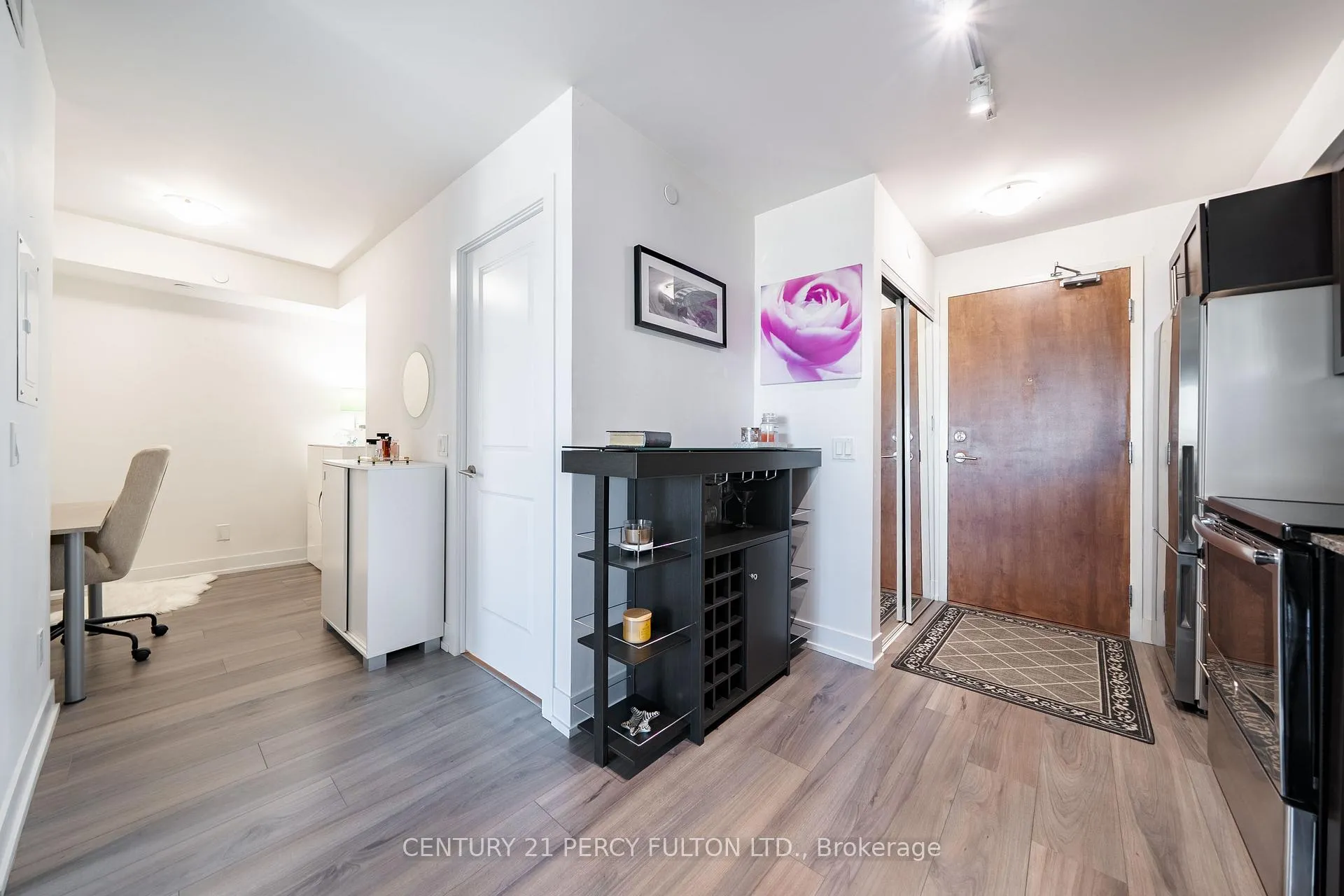 Photo 12 of Unit 1303, 1215 Bayly Street, Pickering, Bay Ridges — HOMEH