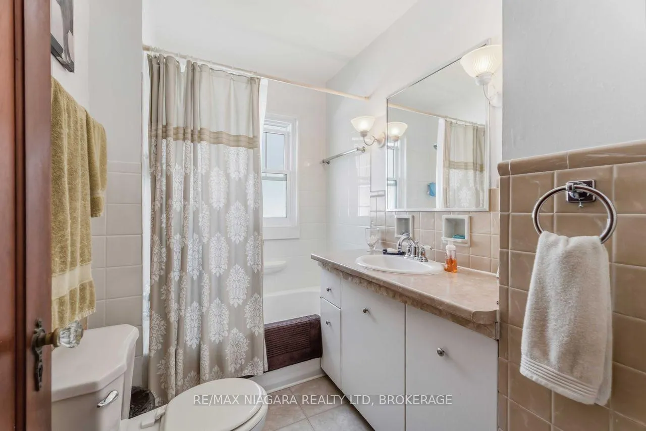 Photo 21 of 358 Sugarloaf Street, Port Colborne, Sugarloaf — HOMEH