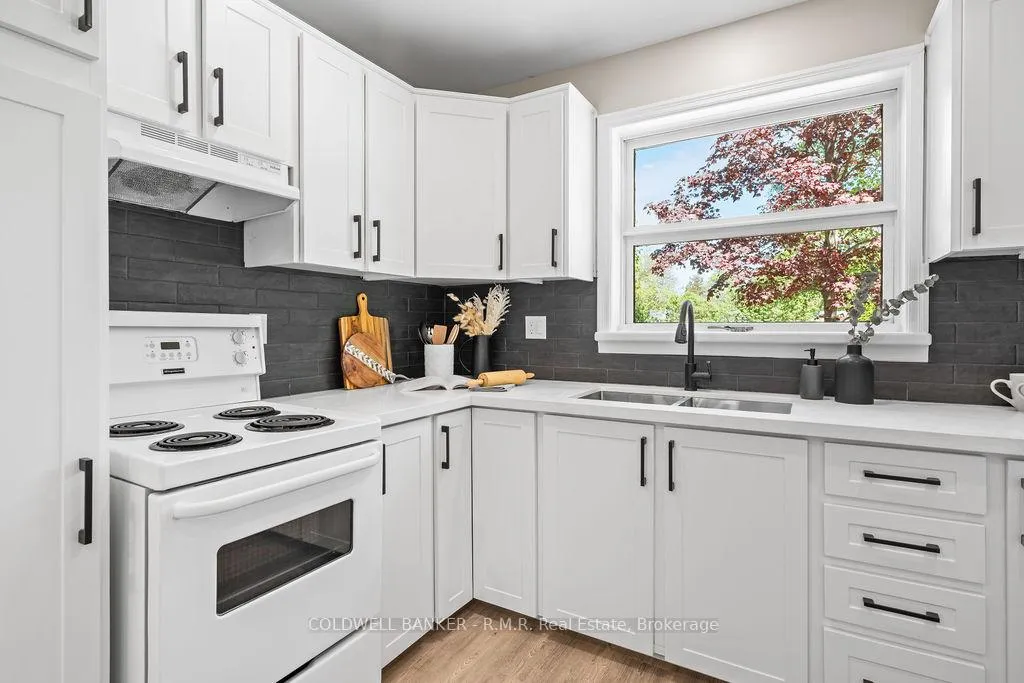 Photo 8 of 9670 Baldwin Street, Whitby, Rural Whitby — HOMEH