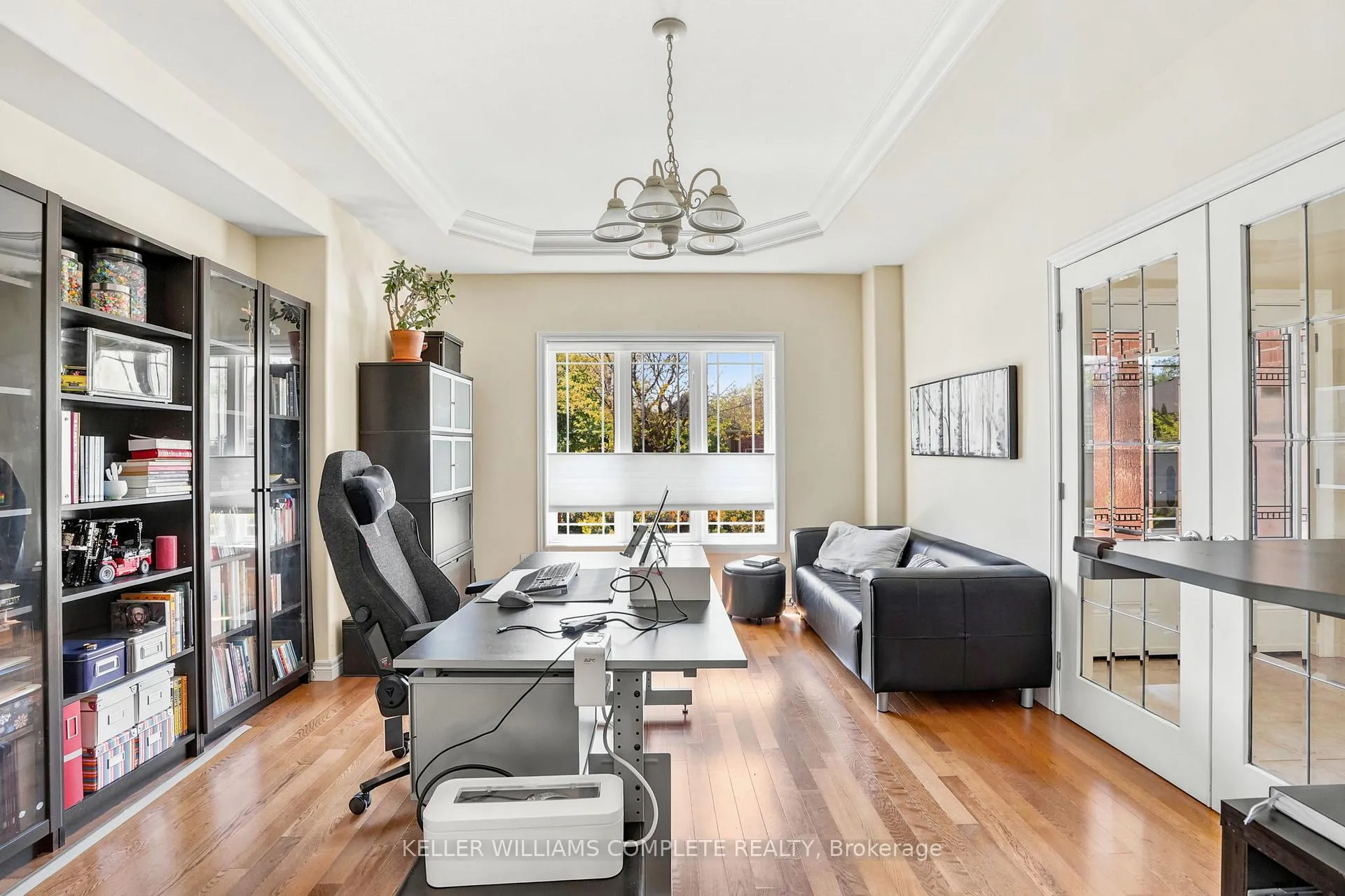 Photo 6 of 16 Oldmill Road, Hamilton, Ancaster — HOMEH