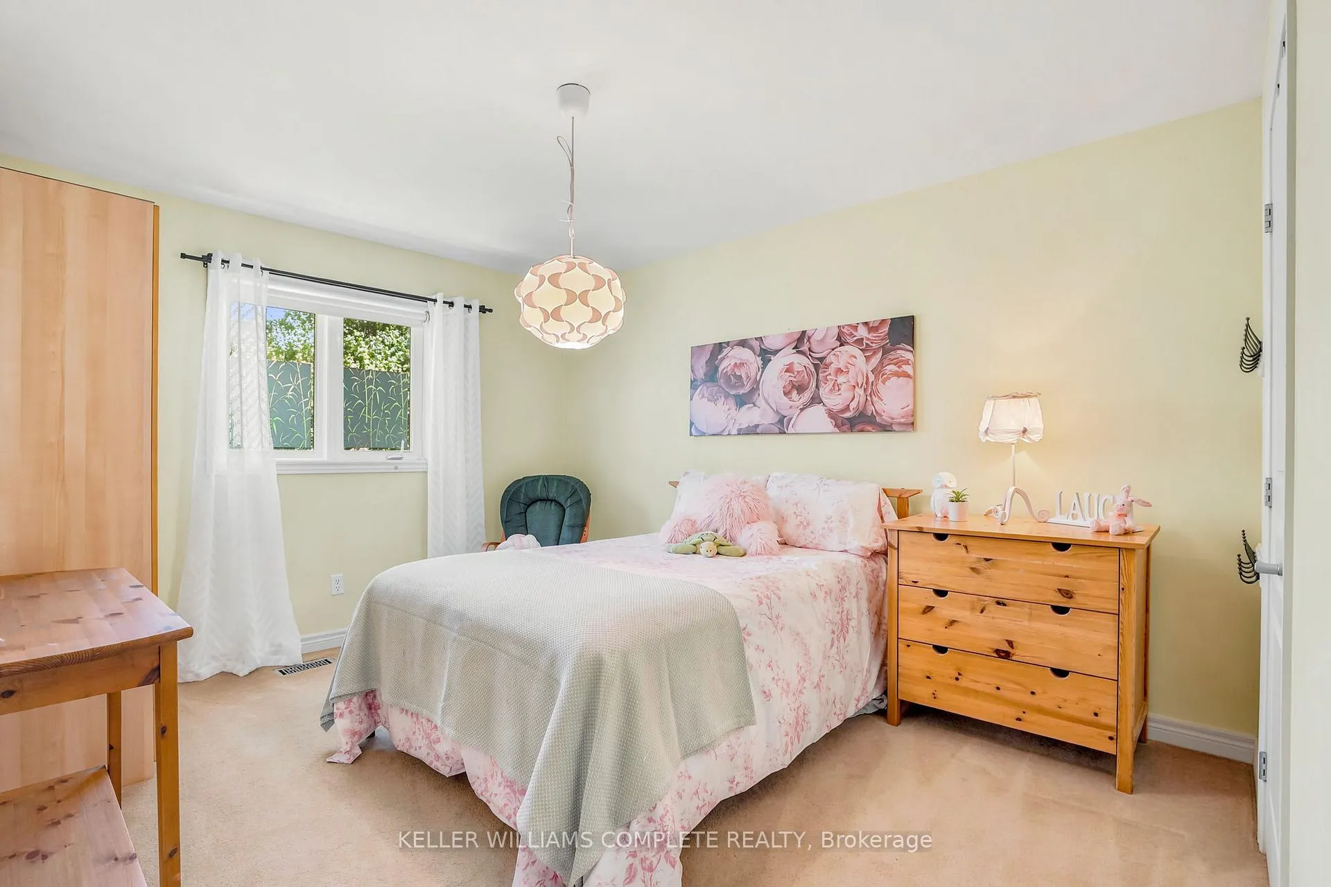 Photo 13 of 16 Oldmill Road, Hamilton, Ancaster — HOMEH