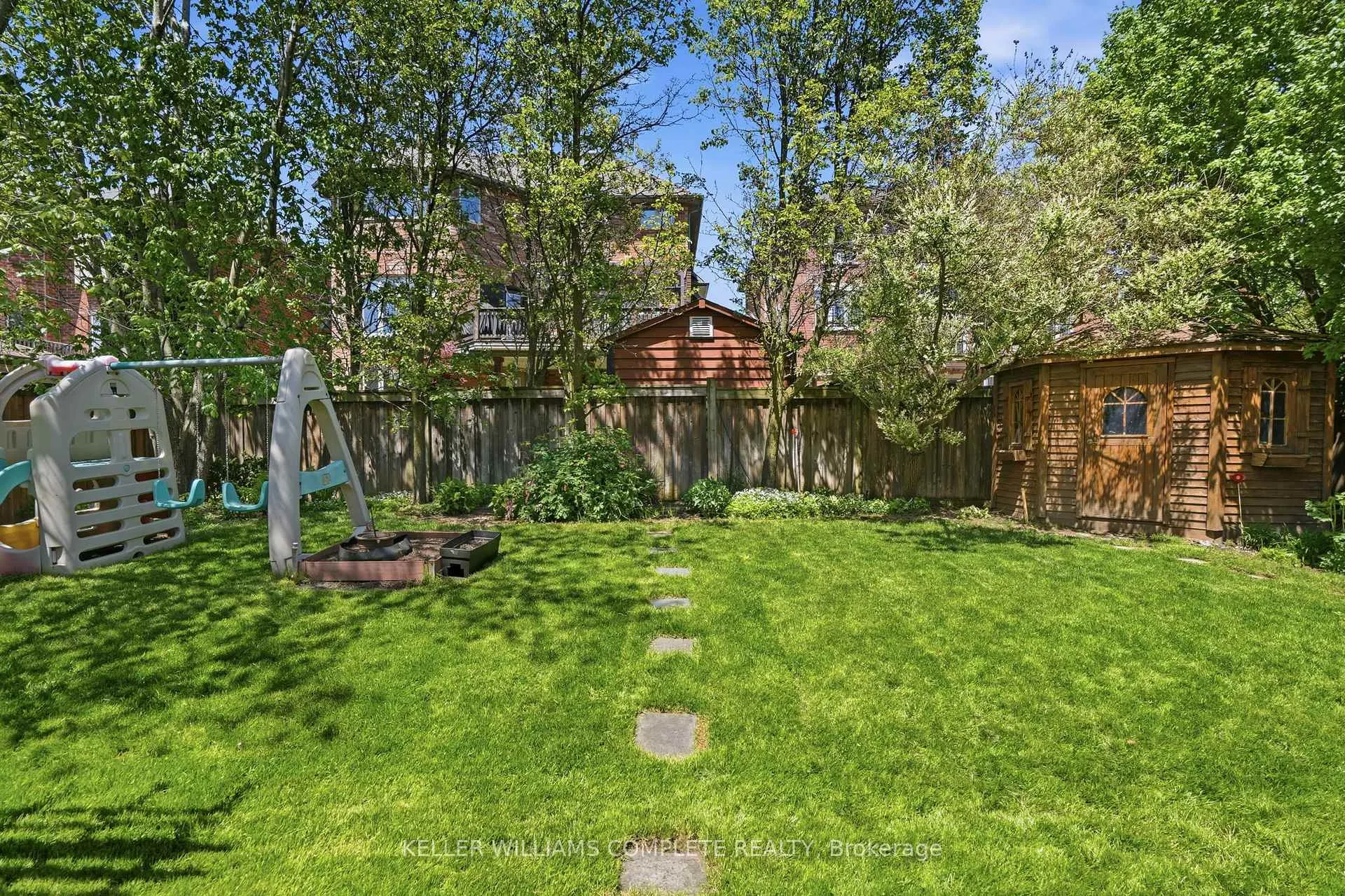 Photo 25 of 16 Oldmill Road, Hamilton, Ancaster — HOMEH