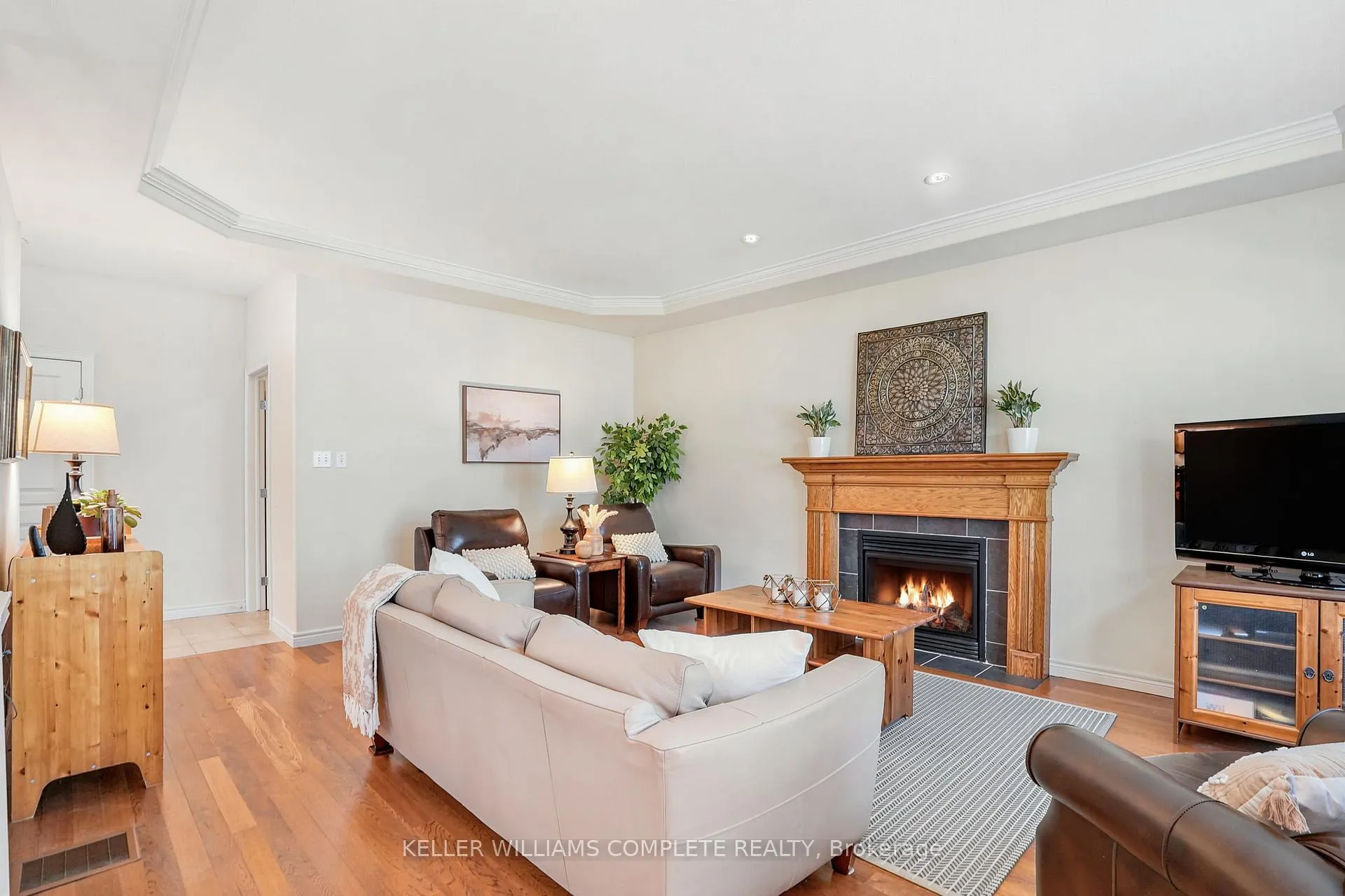 Photo 35 of 16 Oldmill Road, Hamilton, Ancaster — HOMEH