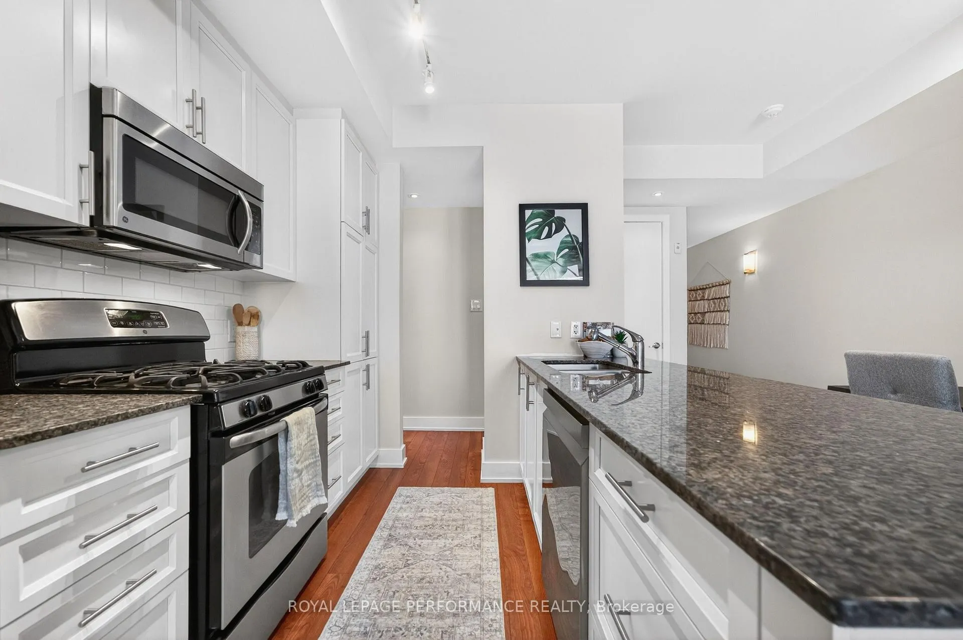 Photo 12 of Unit 203, 131 Holland Avenue, Ottawa, Ottawa West — HOMEH