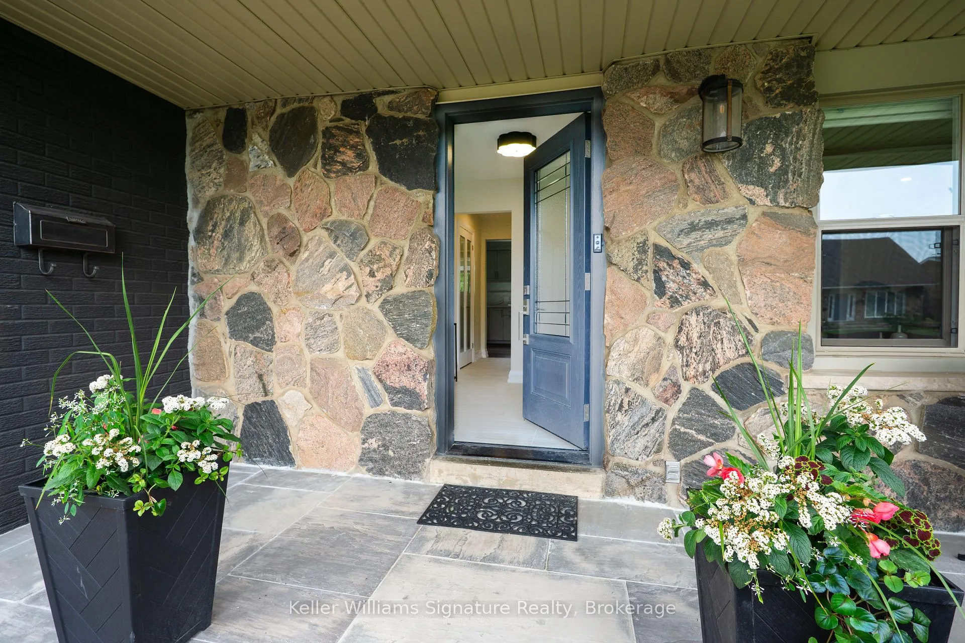 Photo 6 of 503 Wicklow Road, Burlington, Shoreacres — HOMEH