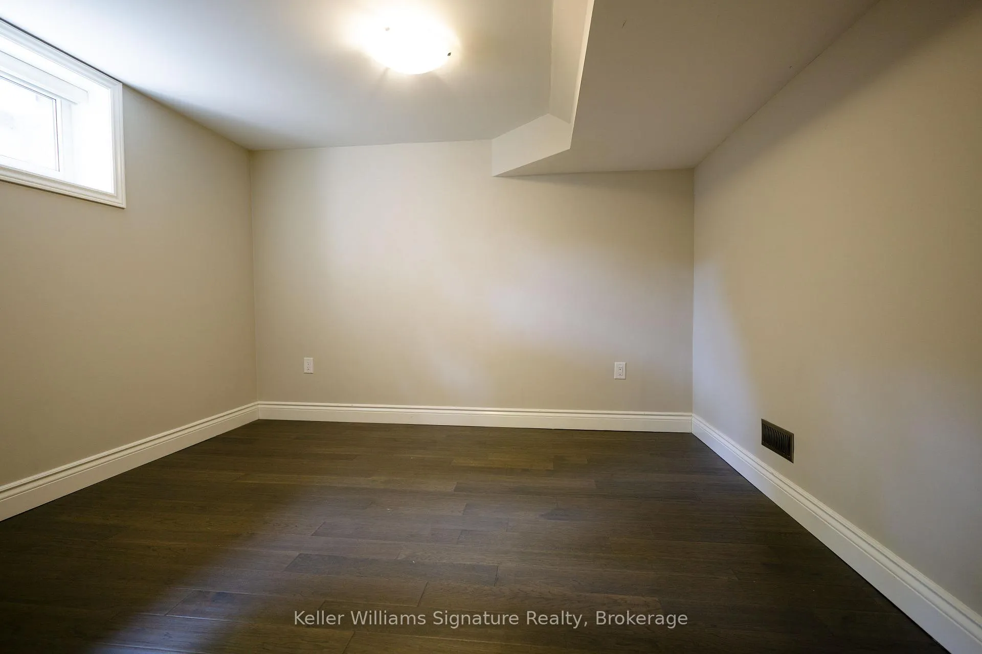 Photo 34 of 503 Wicklow Road, Burlington, Shoreacres — HOMEH