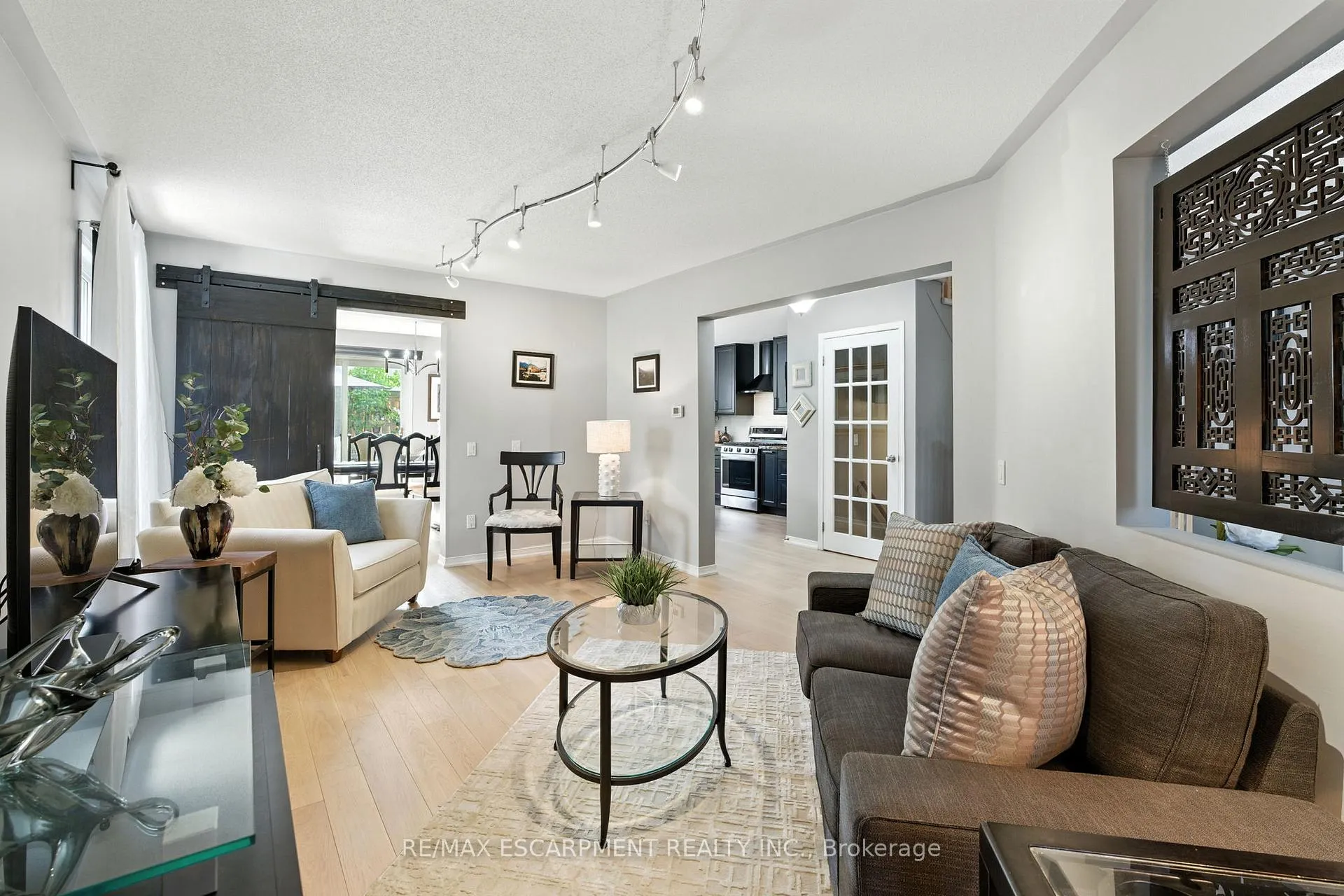 Photo 9 of 88 Grindstone Way, Hamilton, Waterdown — HOMEH