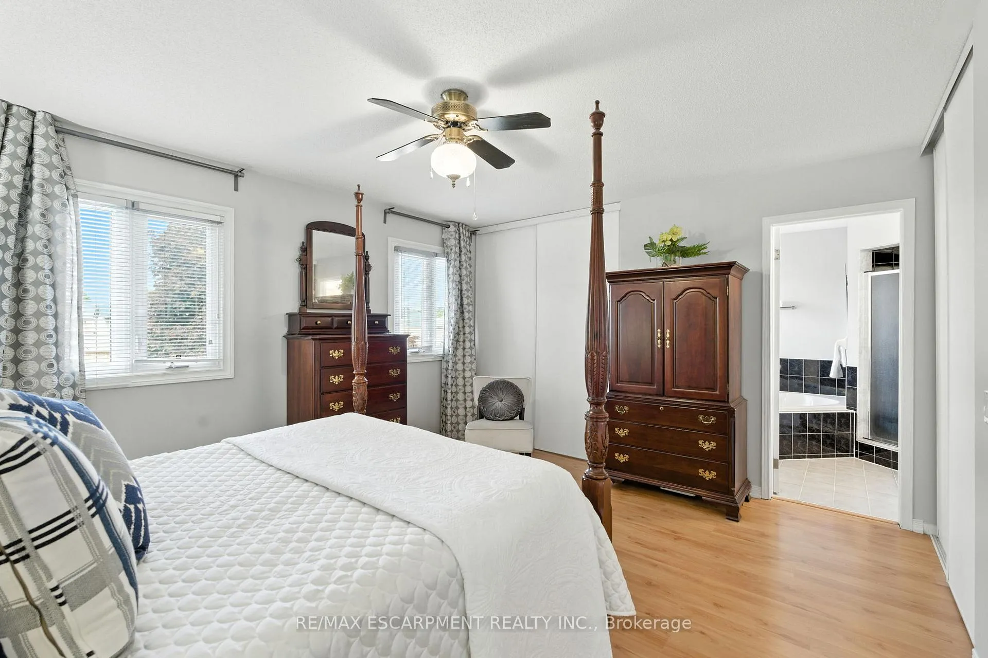 Photo 20 of 88 Grindstone Way, Hamilton, Waterdown — HOMEH