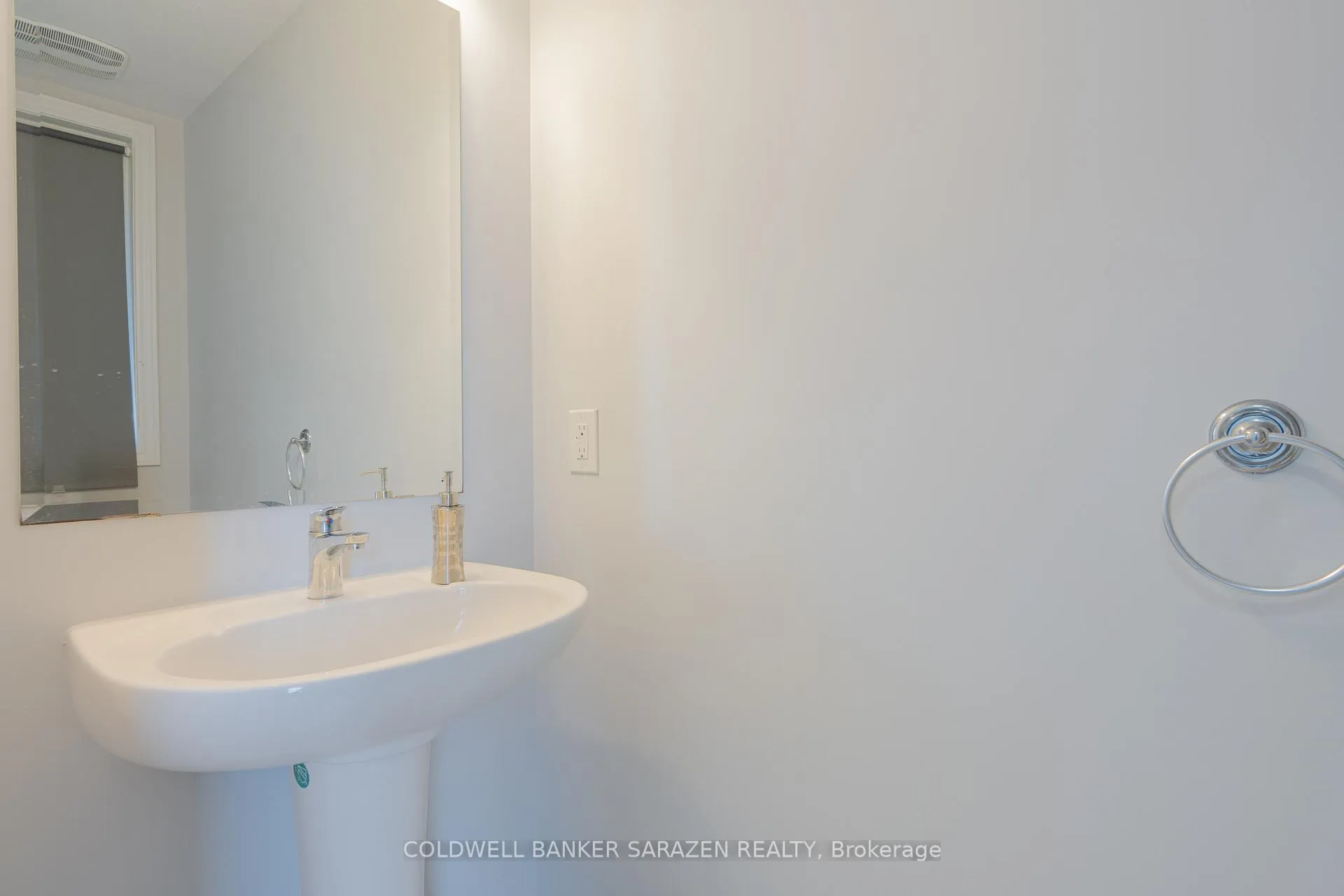 Photo 5 of 149 Westover Crescent, Ottawa, Kanata - Kanata Lakes/Heritage Hills — HOMEH