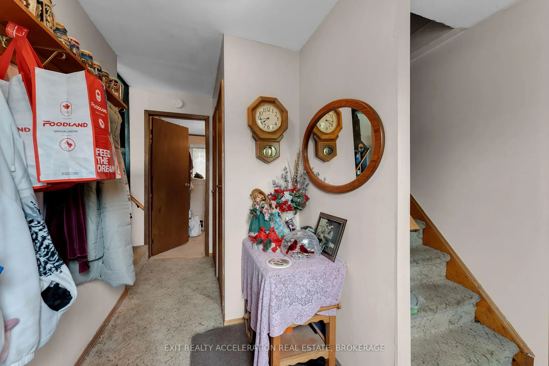 Photo 6 of 1407 Doyle Road, Loyalist, Lennox and Addington - South — HOMEH