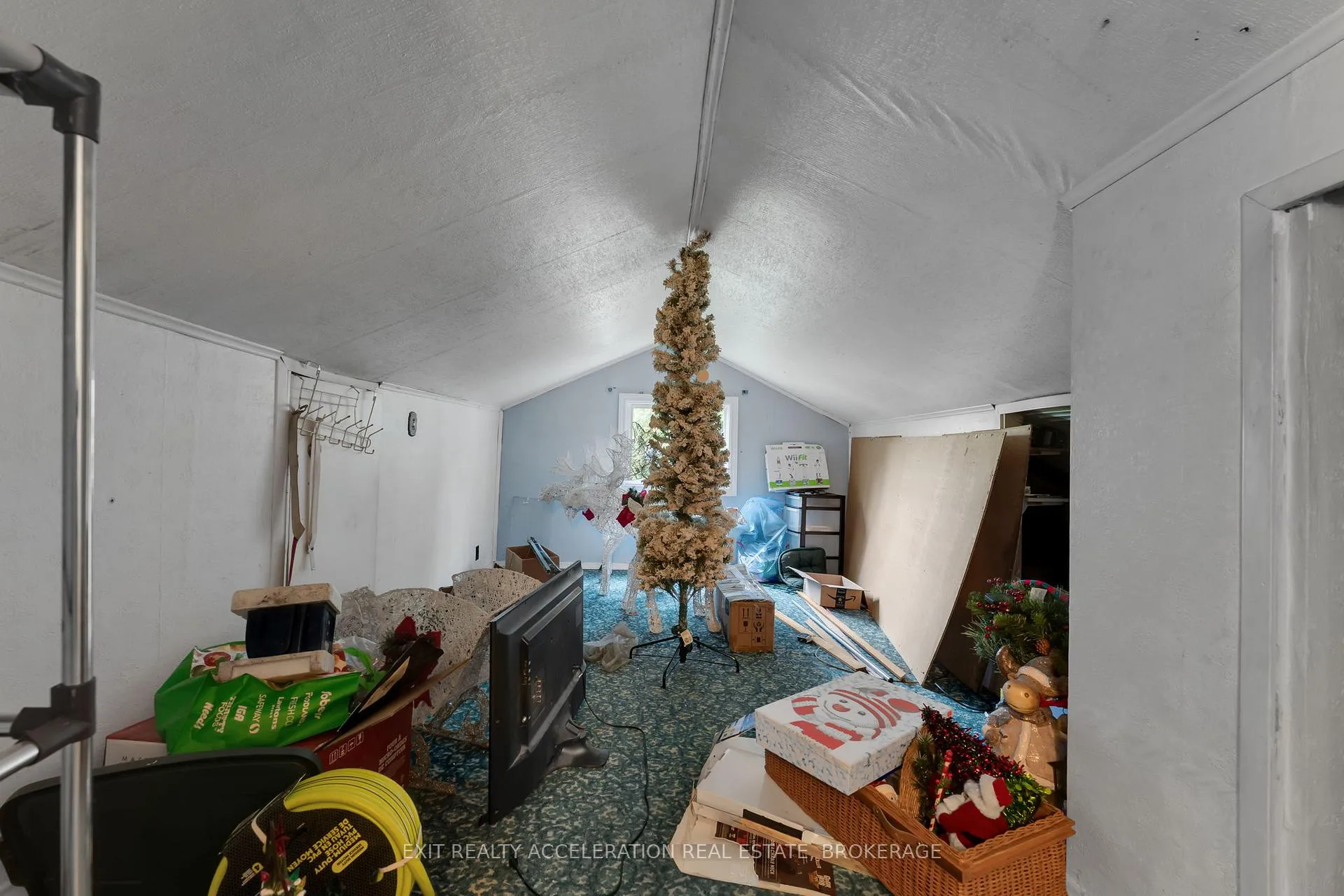 Photo 24 of 1407 Doyle Road, Loyalist, Lennox and Addington - South — HOMEH