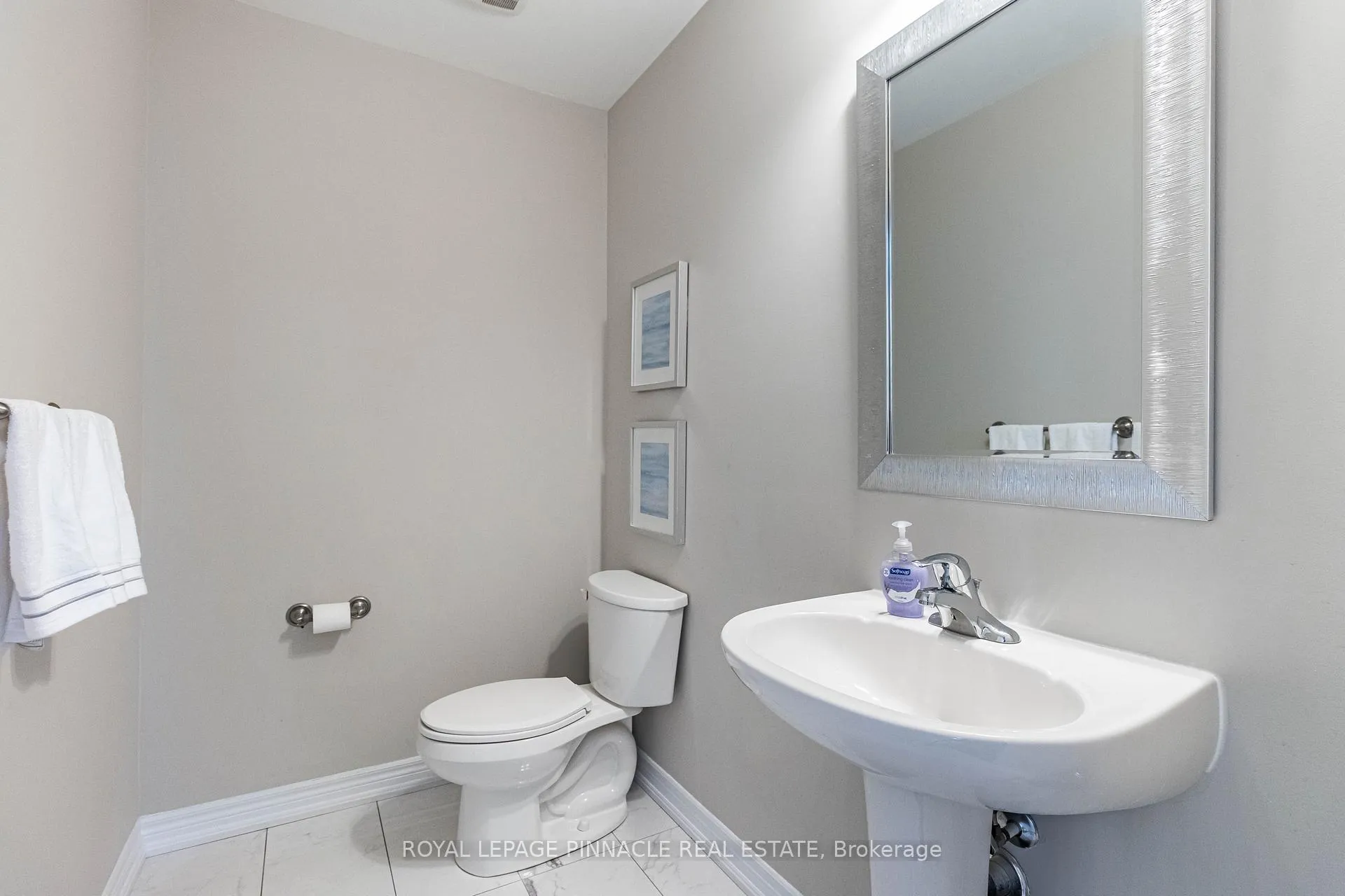 Photo 13 of 353 Hincks Drive, Milton, Clarke — HOMEH