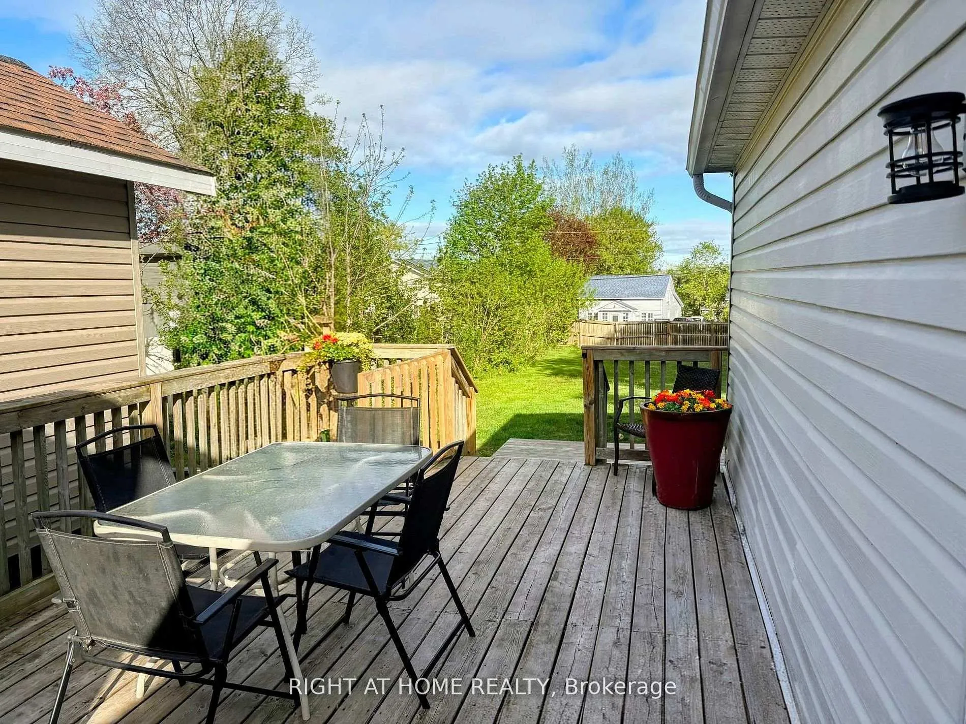 Photo 7 of 104 Richard Street, Tay, Victoria Harbour — HOMEH