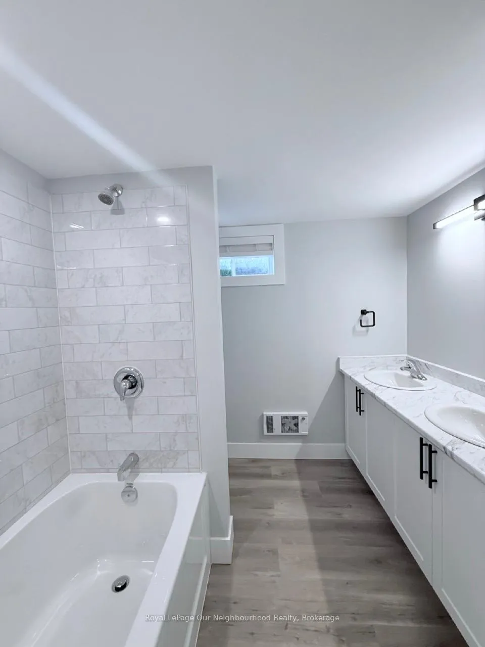 Photo 15 of Unit Lower, 1382 Leighton Road, Peterborough, Northcrest Ward 5 — HOMEH