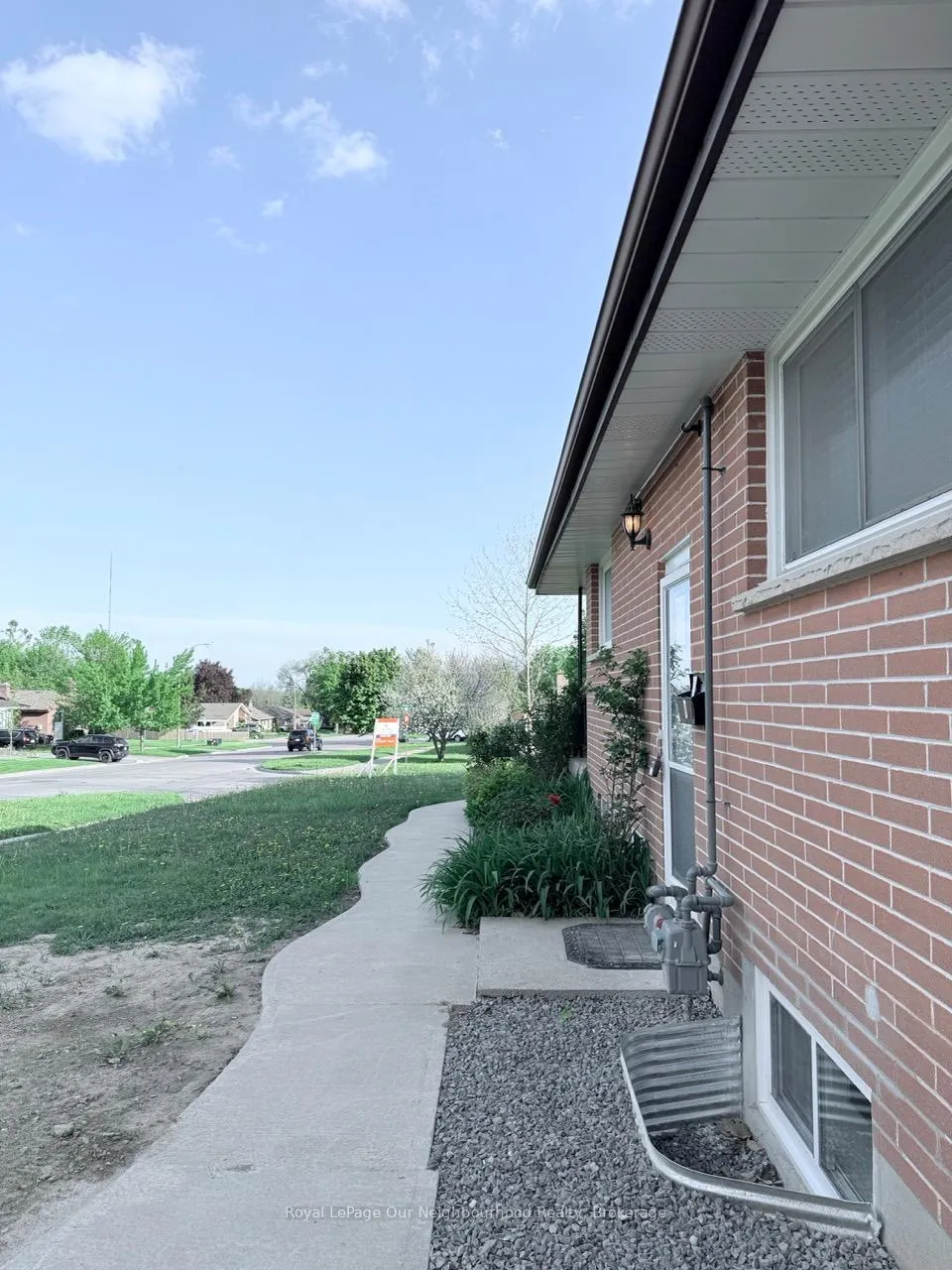 Photo 31 of Unit Lower, 1382 Leighton Road, Peterborough, Northcrest Ward 5 — HOMEH