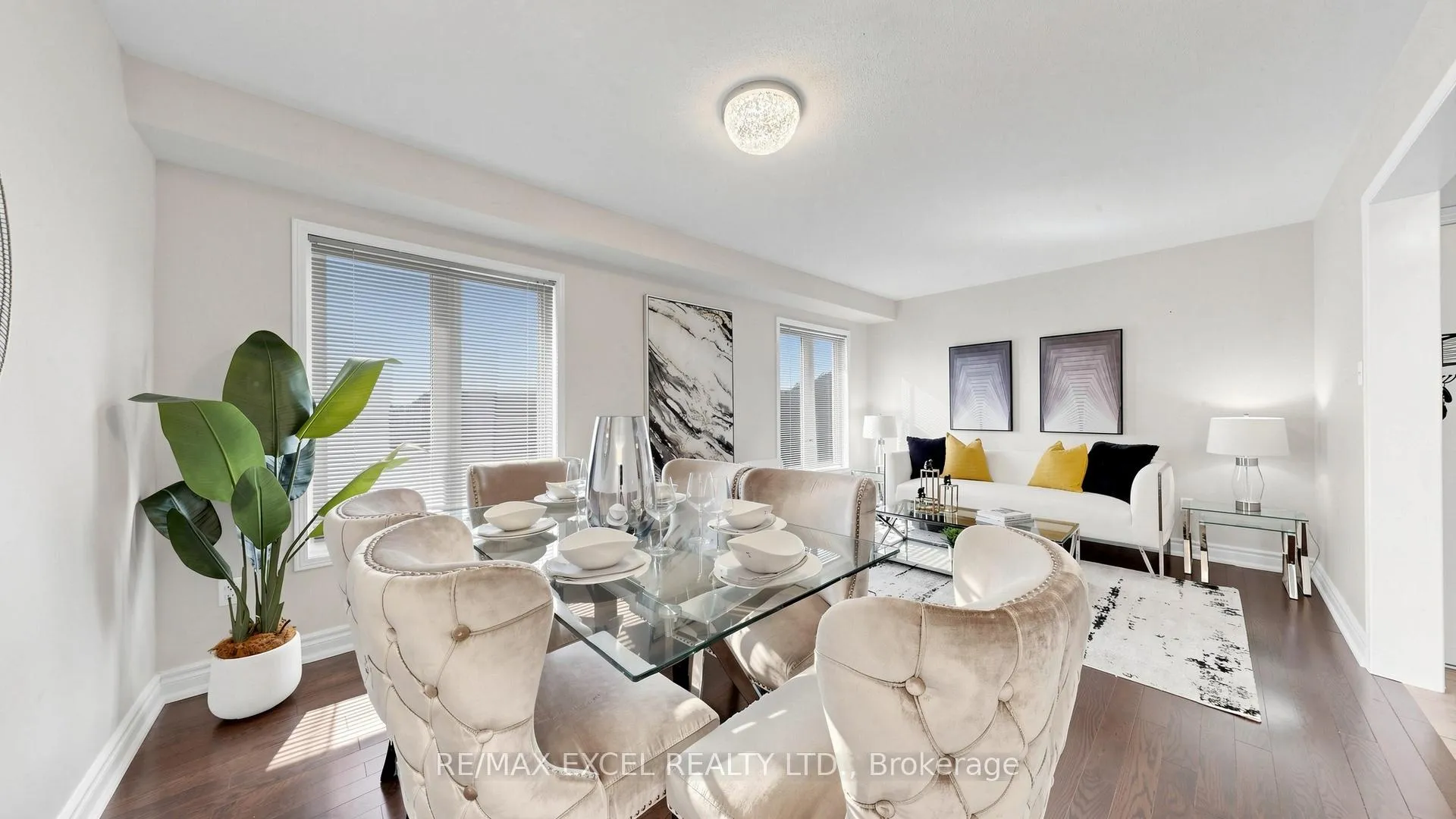 Photo 9 of 70 Stella Drive, Markham, Middlefield — HOMEH