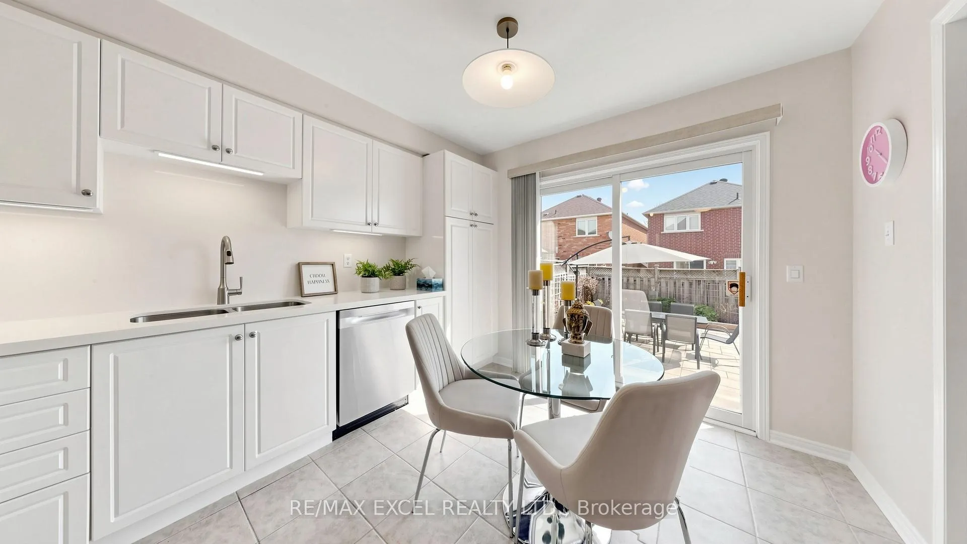 Photo 18 of 70 Stella Drive, Markham, Middlefield — HOMEH