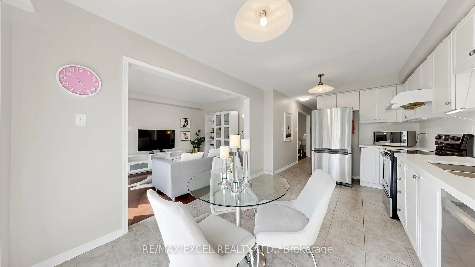 Photo 21 of 70 Stella Drive, Markham, Middlefield — HOMEH