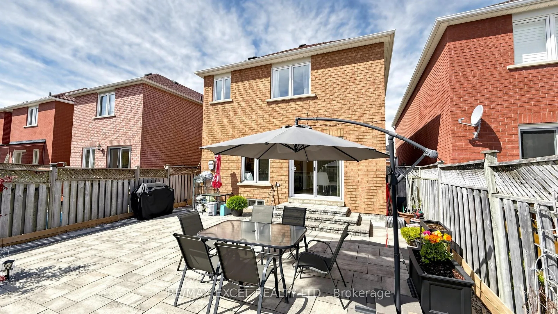 Photo 43 of 70 Stella Drive, Markham, Middlefield — HOMEH