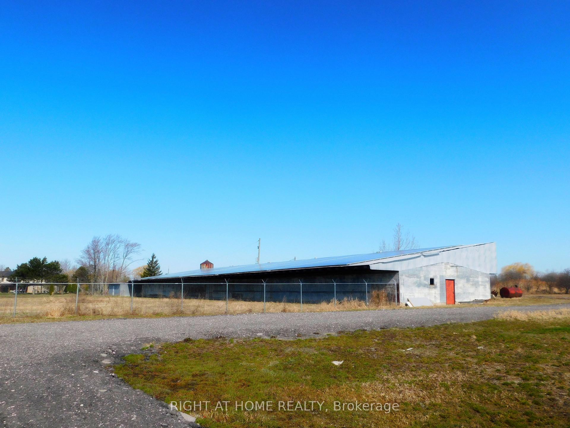 Photo 5 of 96 Second Road E, Hamilton, Rural Stoney Creek — HOMEH