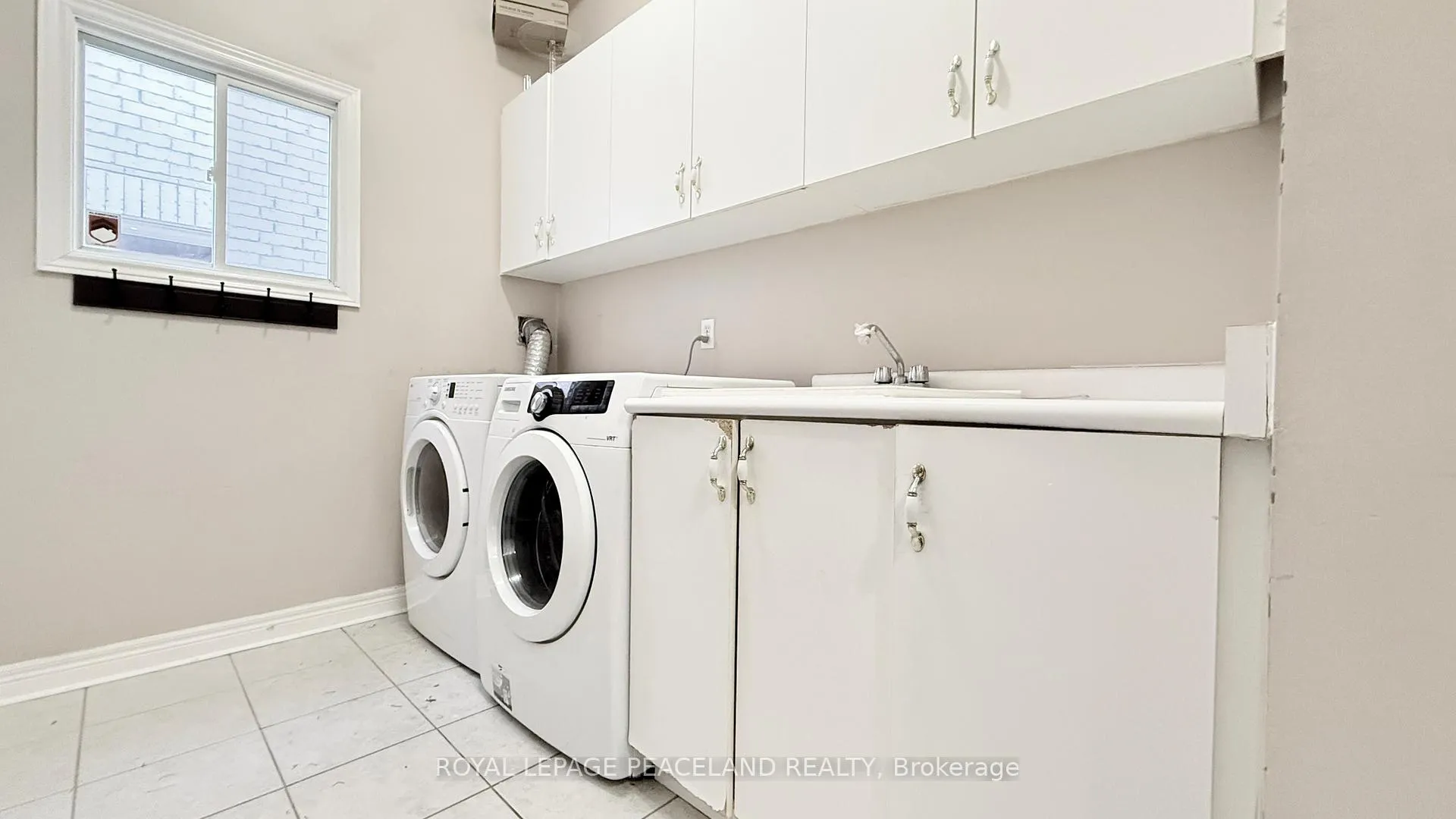 Photo 26 of 110 Annina Crescent, Markham, Village Green-South Unionville — HOMEH